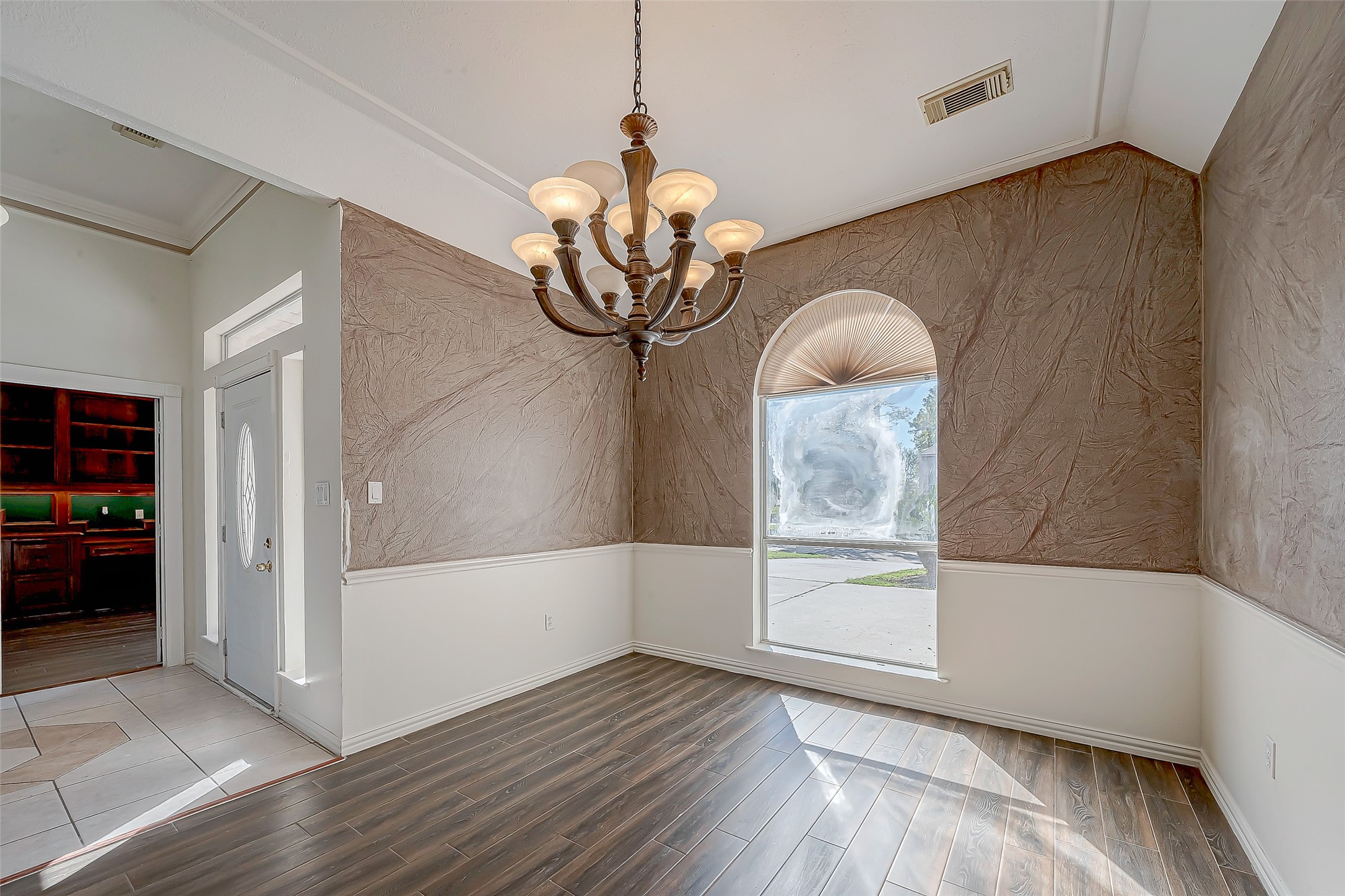 16002 Castletown Park Court Property Photo 10