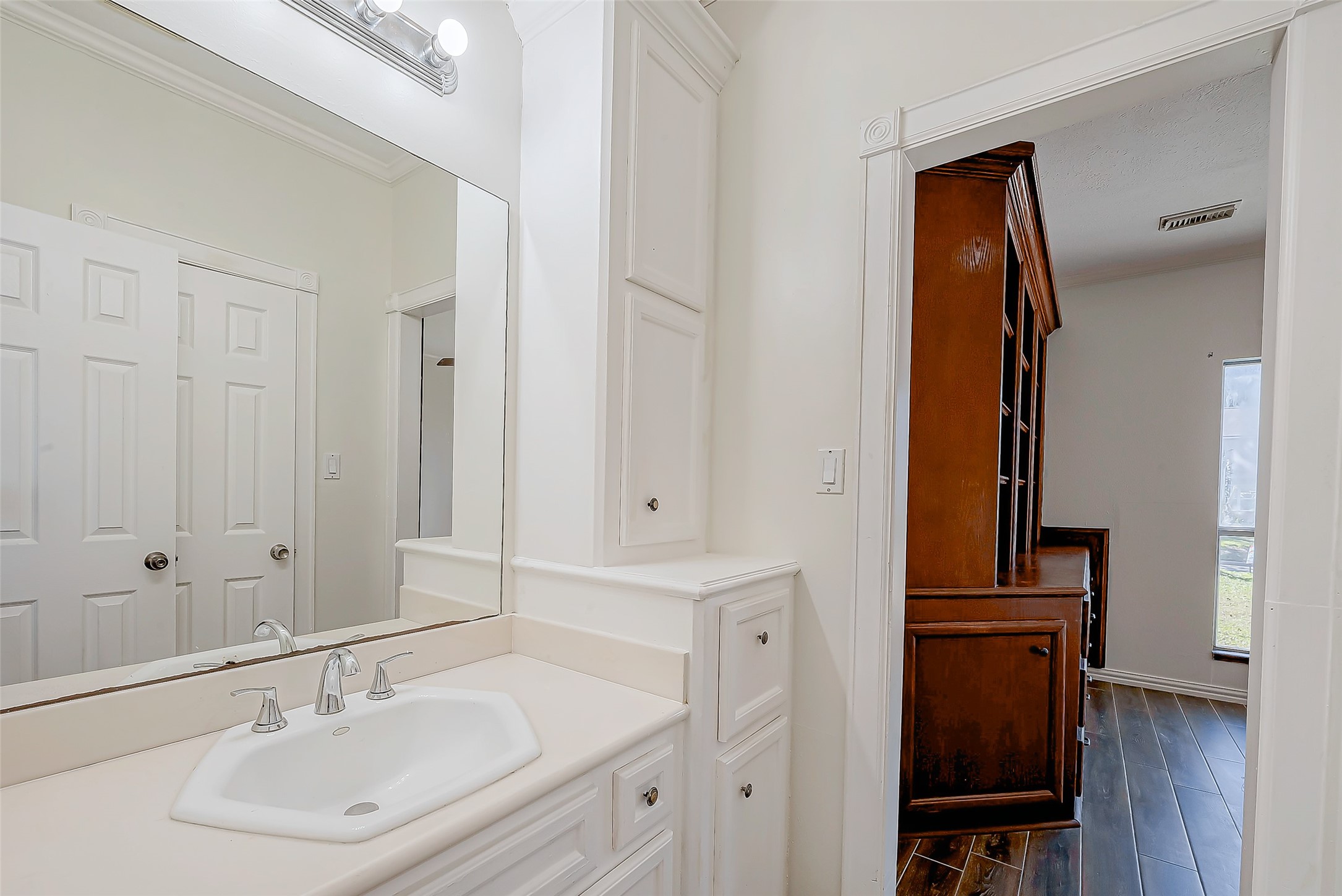 16002 Castletown Park Court Property Photo 28