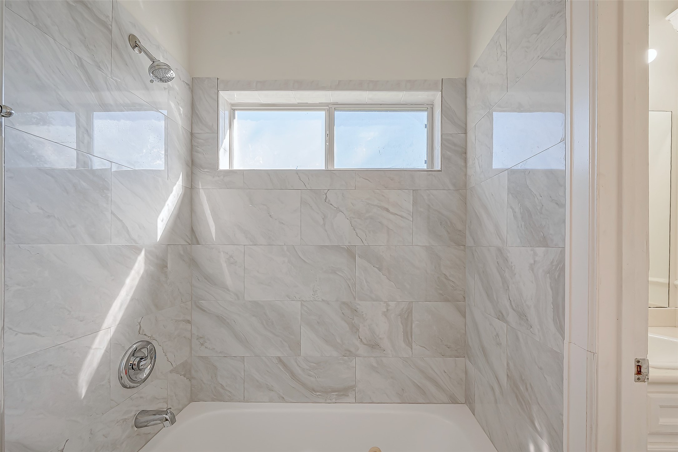 16002 Castletown Park Court Property Photo 29