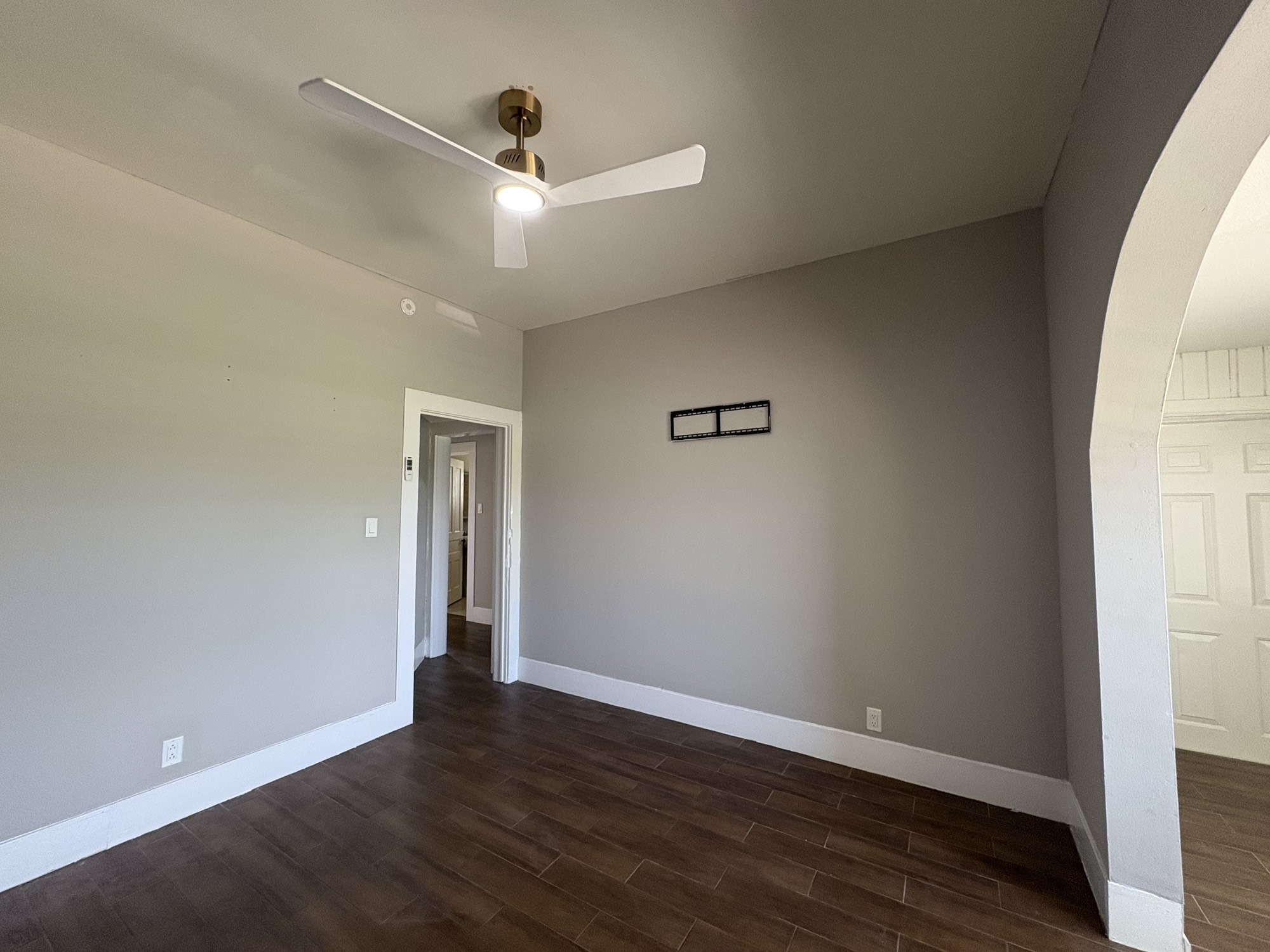 1213 28th St 2 Property Photo 6