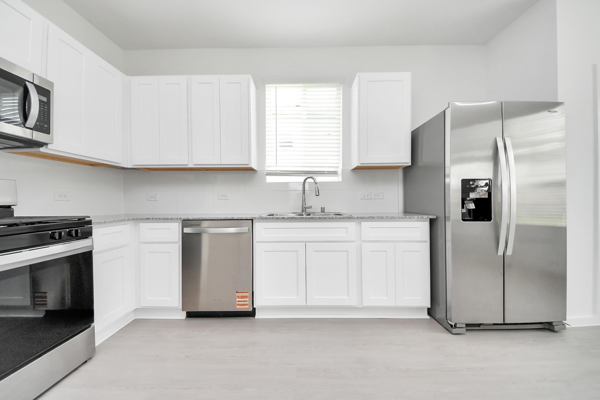 6922 Bens Landing Property Photo 5