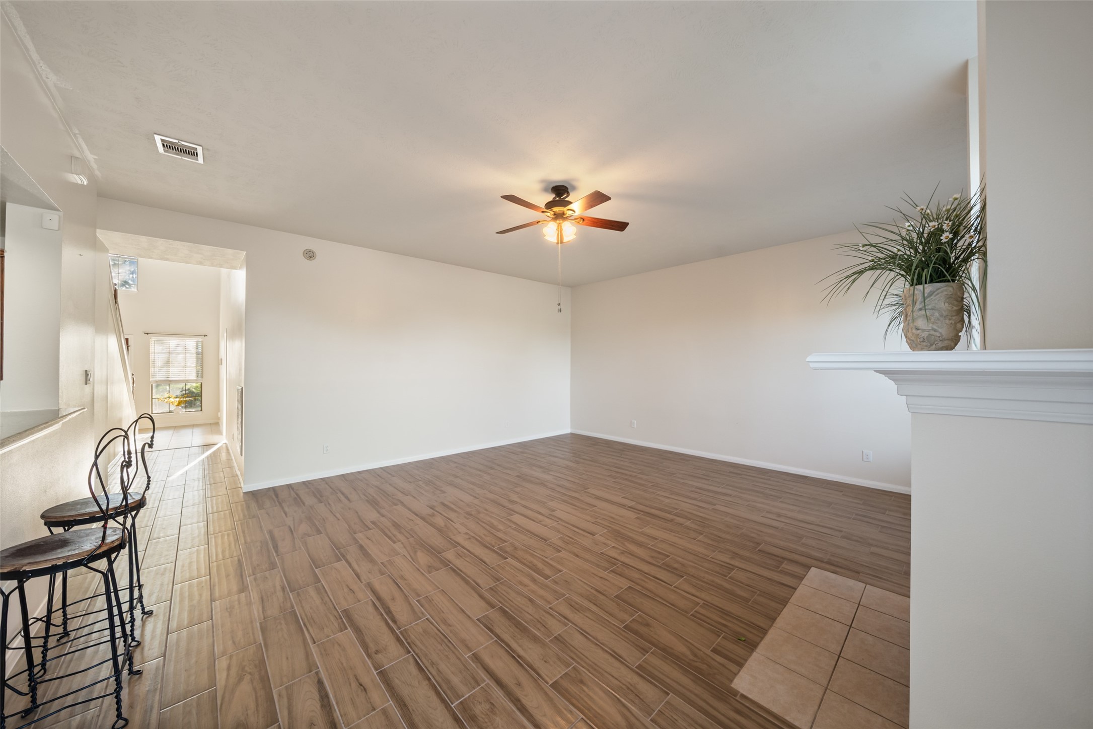 3223 Longhorn Circle Property Photo 4