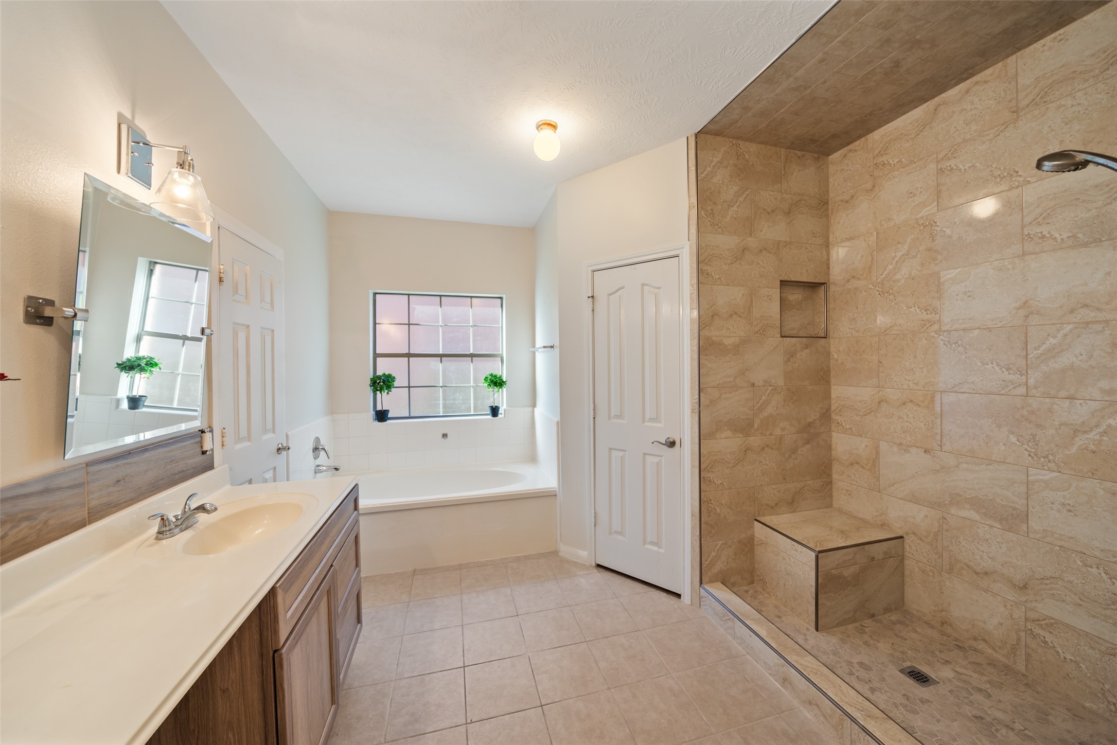 3223 Longhorn Circle Property Photo 16