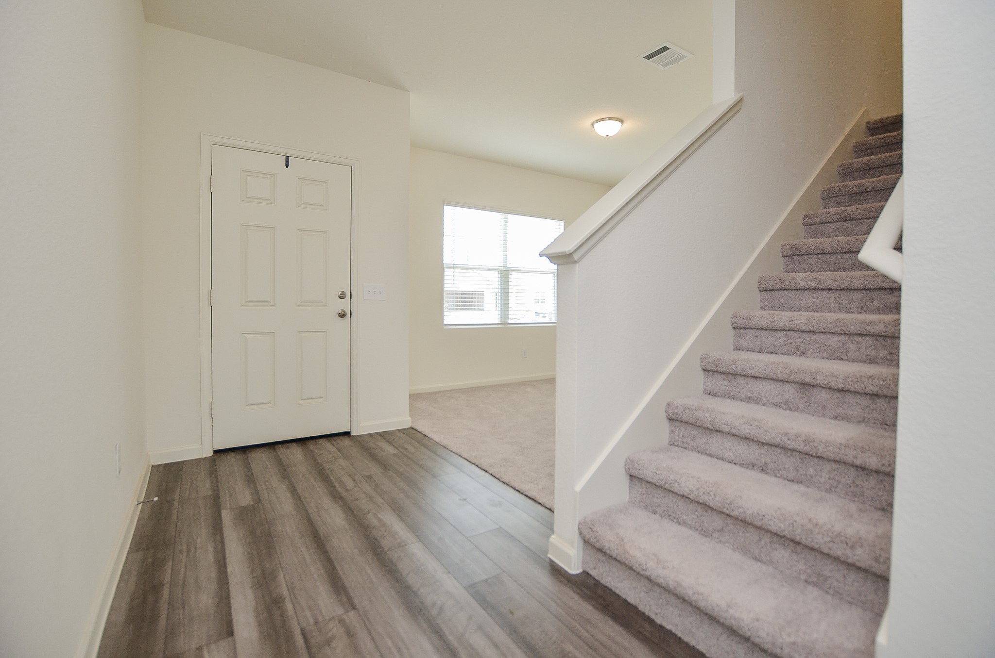 1025 Long Bay Ct Property Photo 20