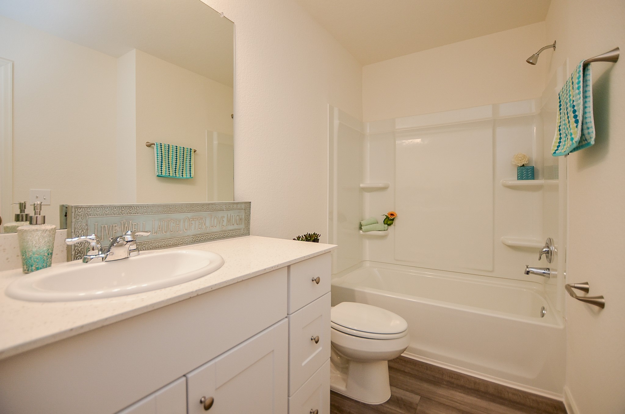 1025 Long Bay Ct Property Photo 25
