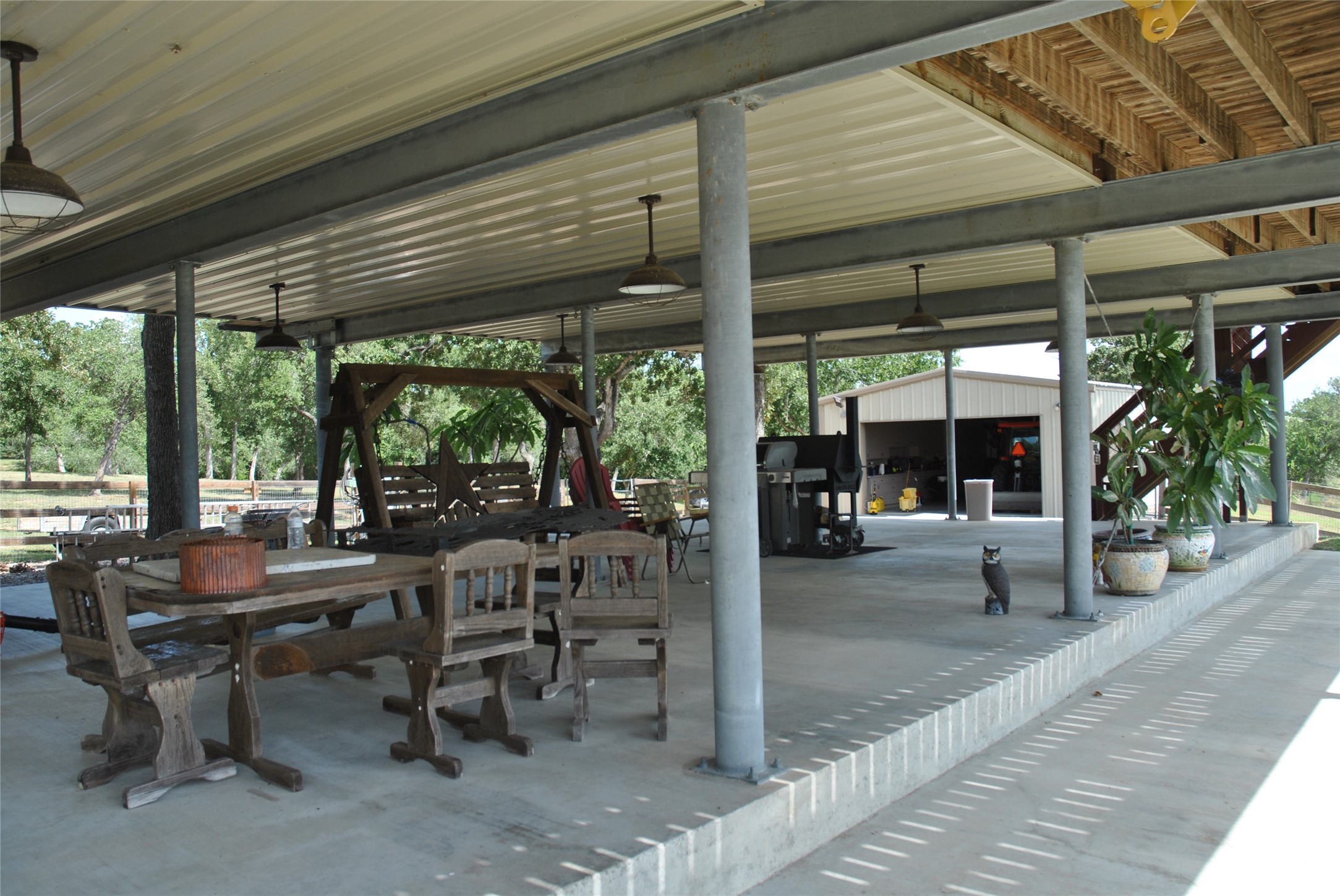 17377 Highway 87 N Property Photo 10