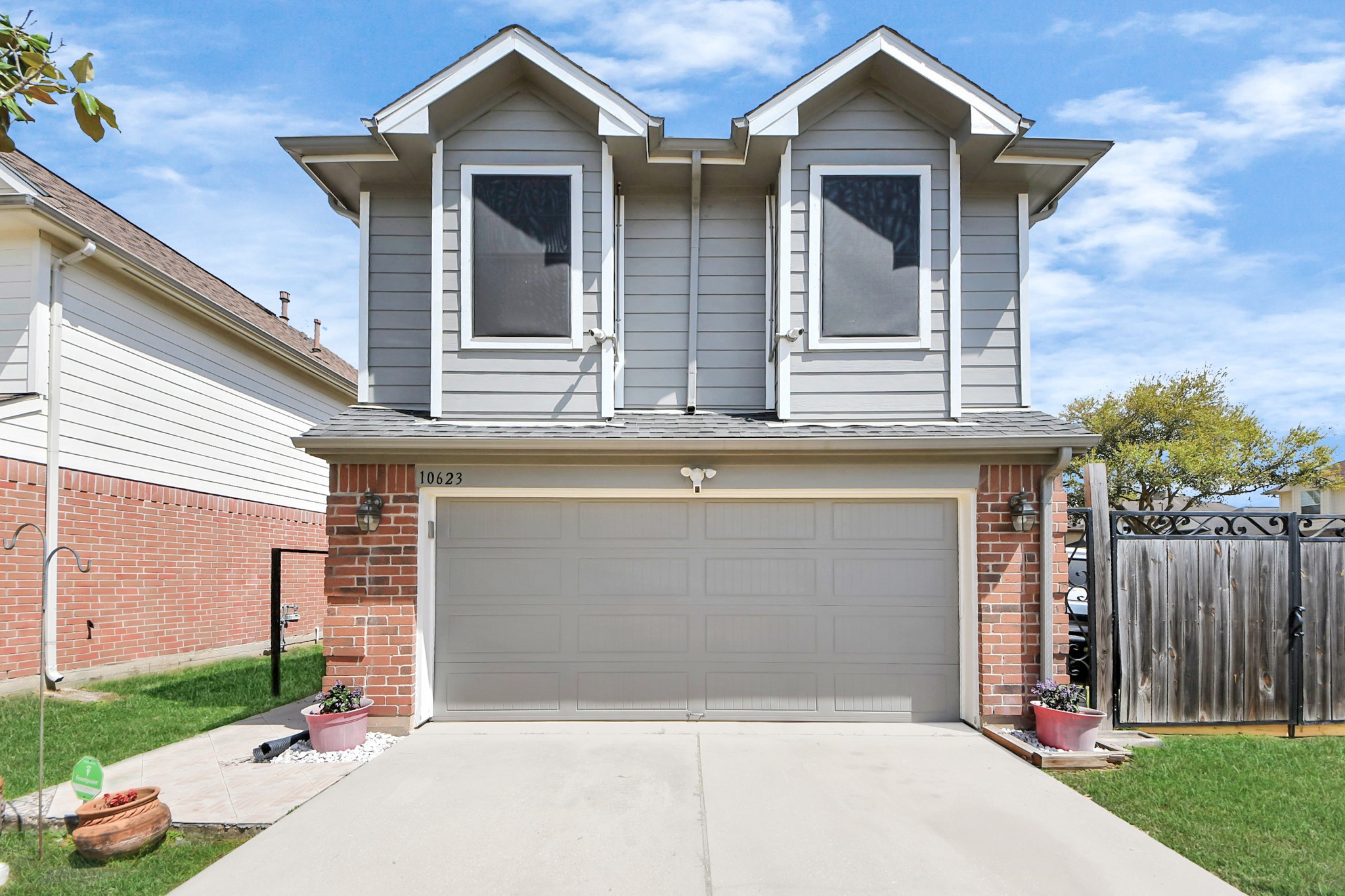 10623 Gulf Valley Street Property Photo 1