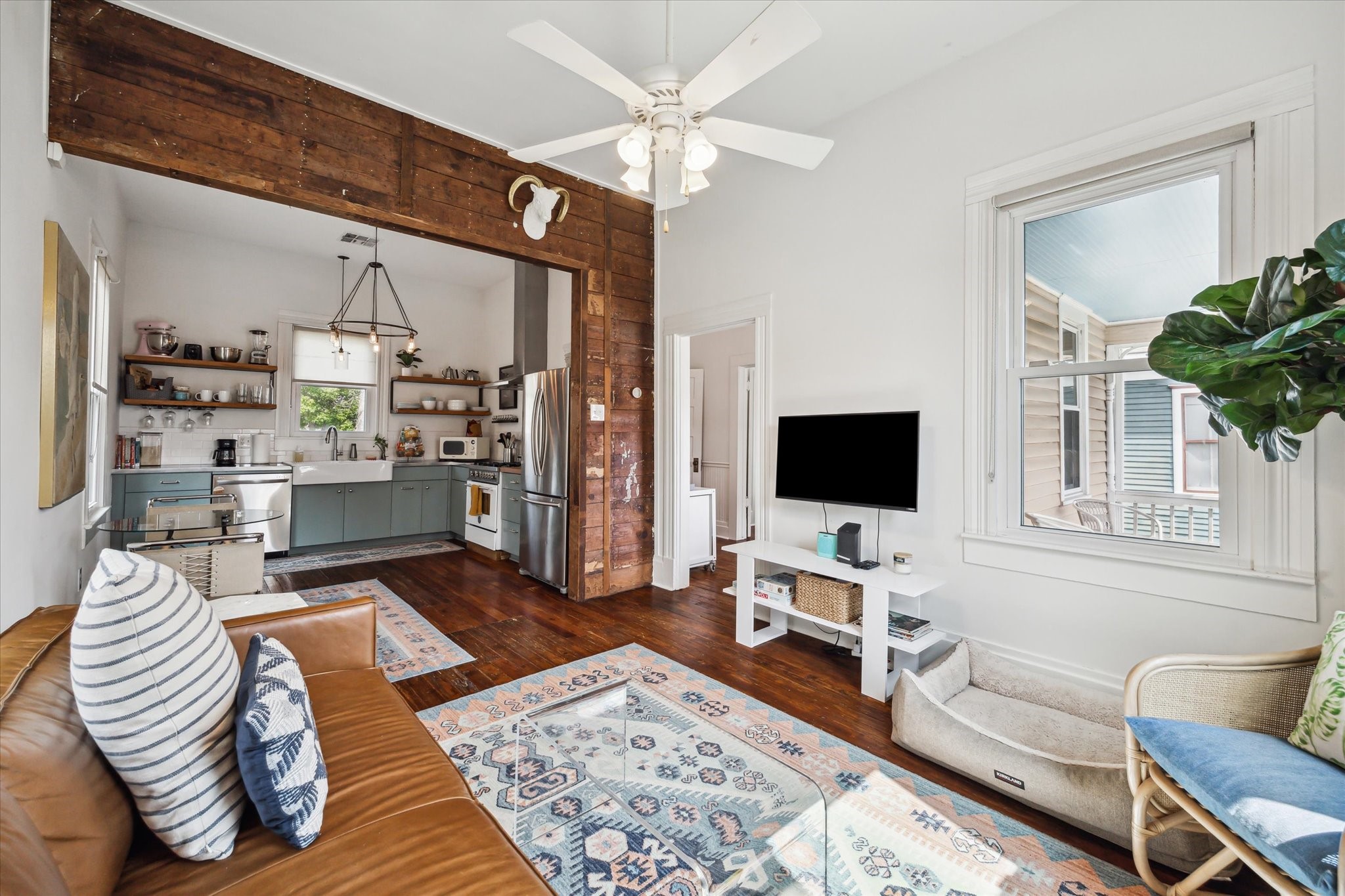 411 Marie Street Property Photo 6