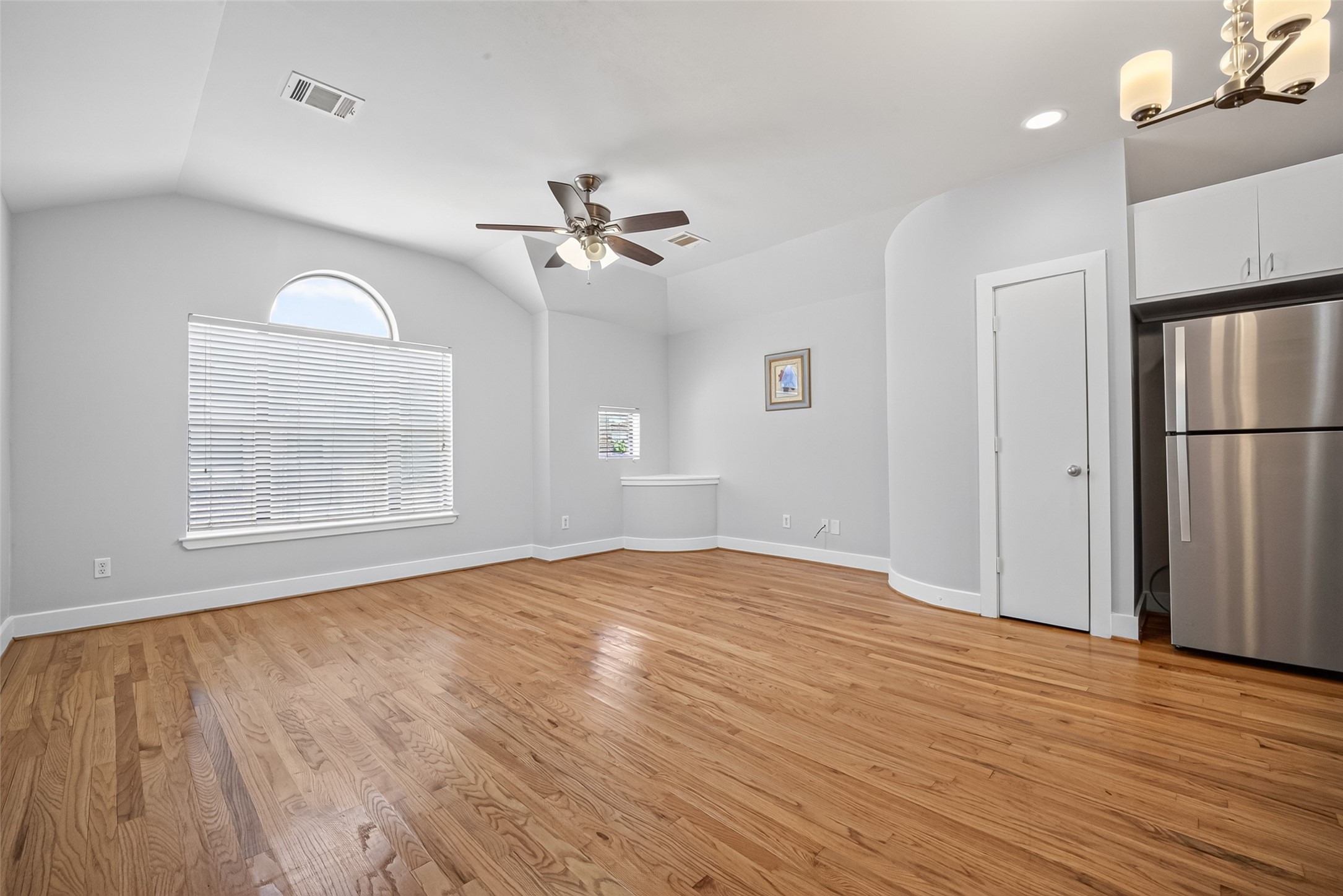 5941 South Loop E 503 Property Photo 8