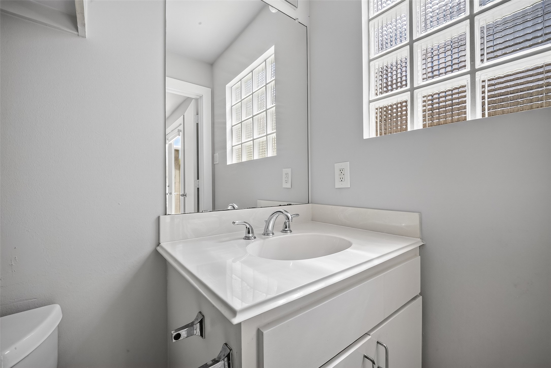 5941 South Loop E 503 Property Photo 25