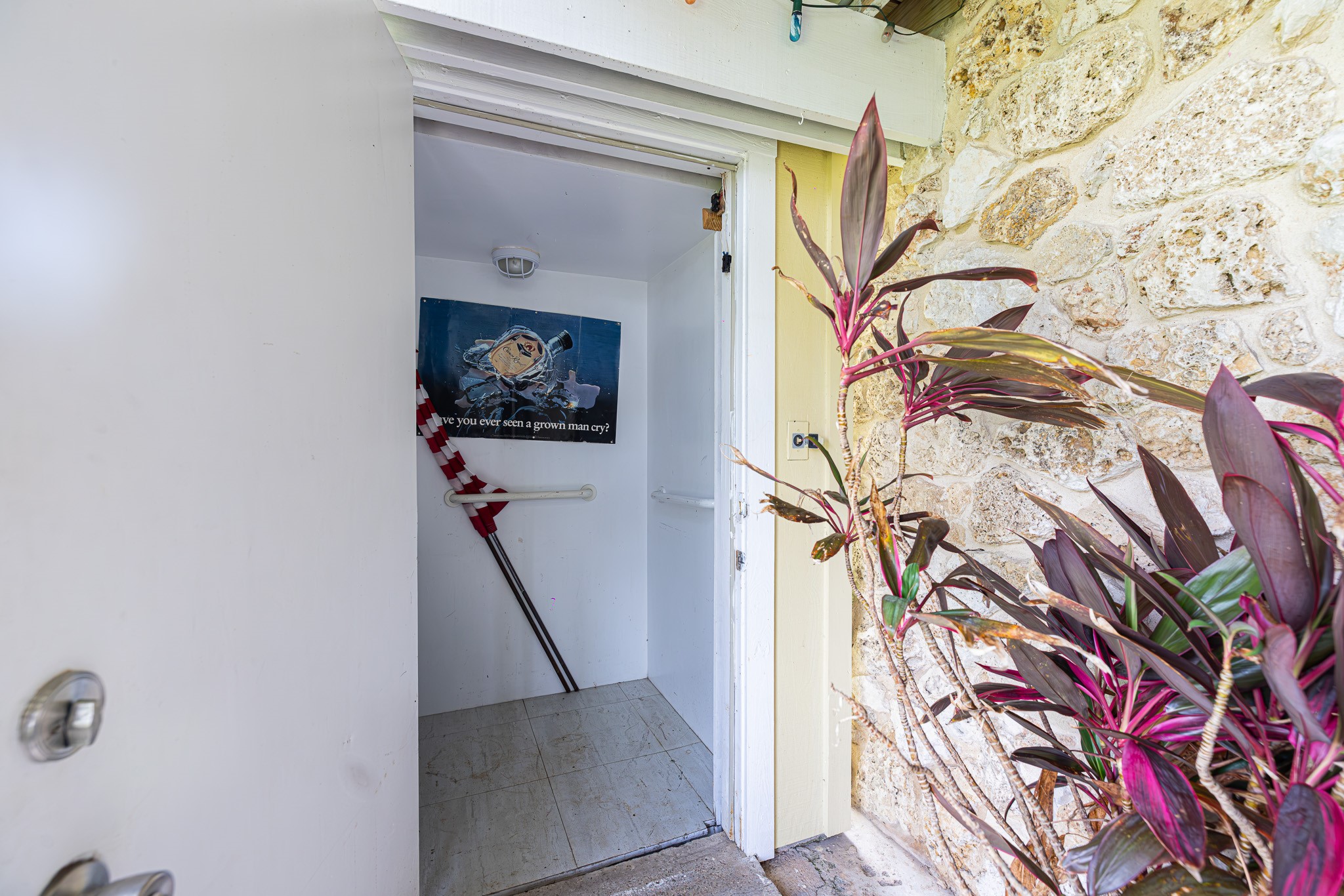 321 Ling Street Property Photo 10