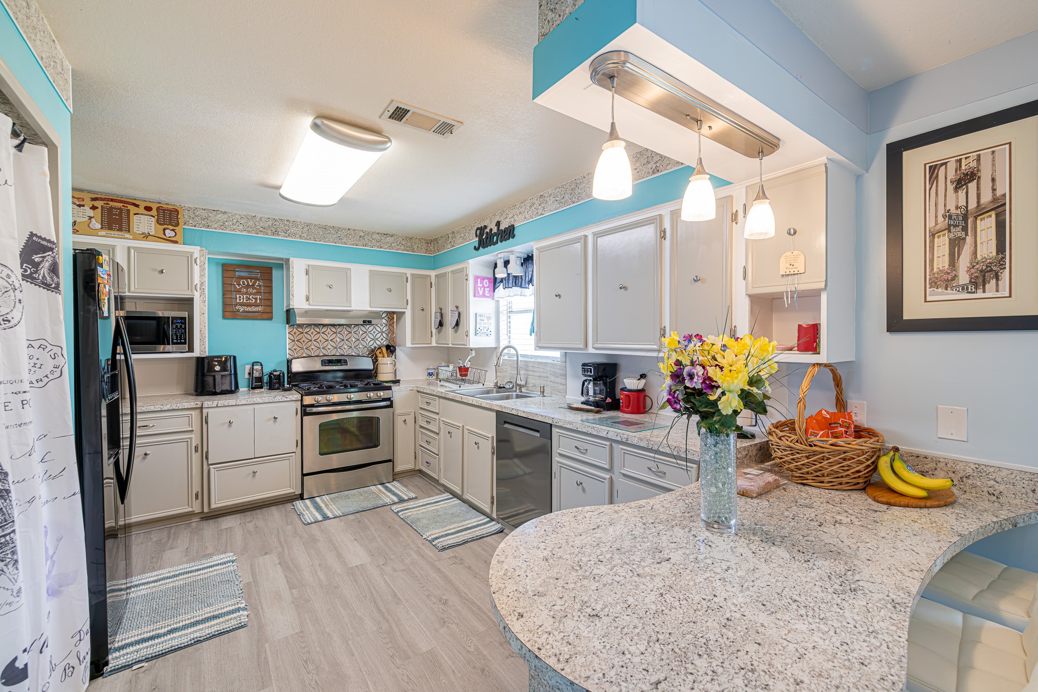 321 Ling Street Property Photo 15