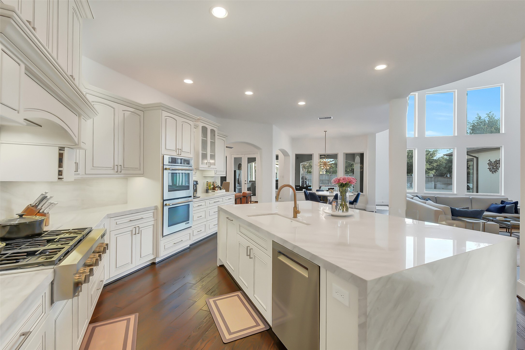 27711 Stonehurst Lane Property Photo 12