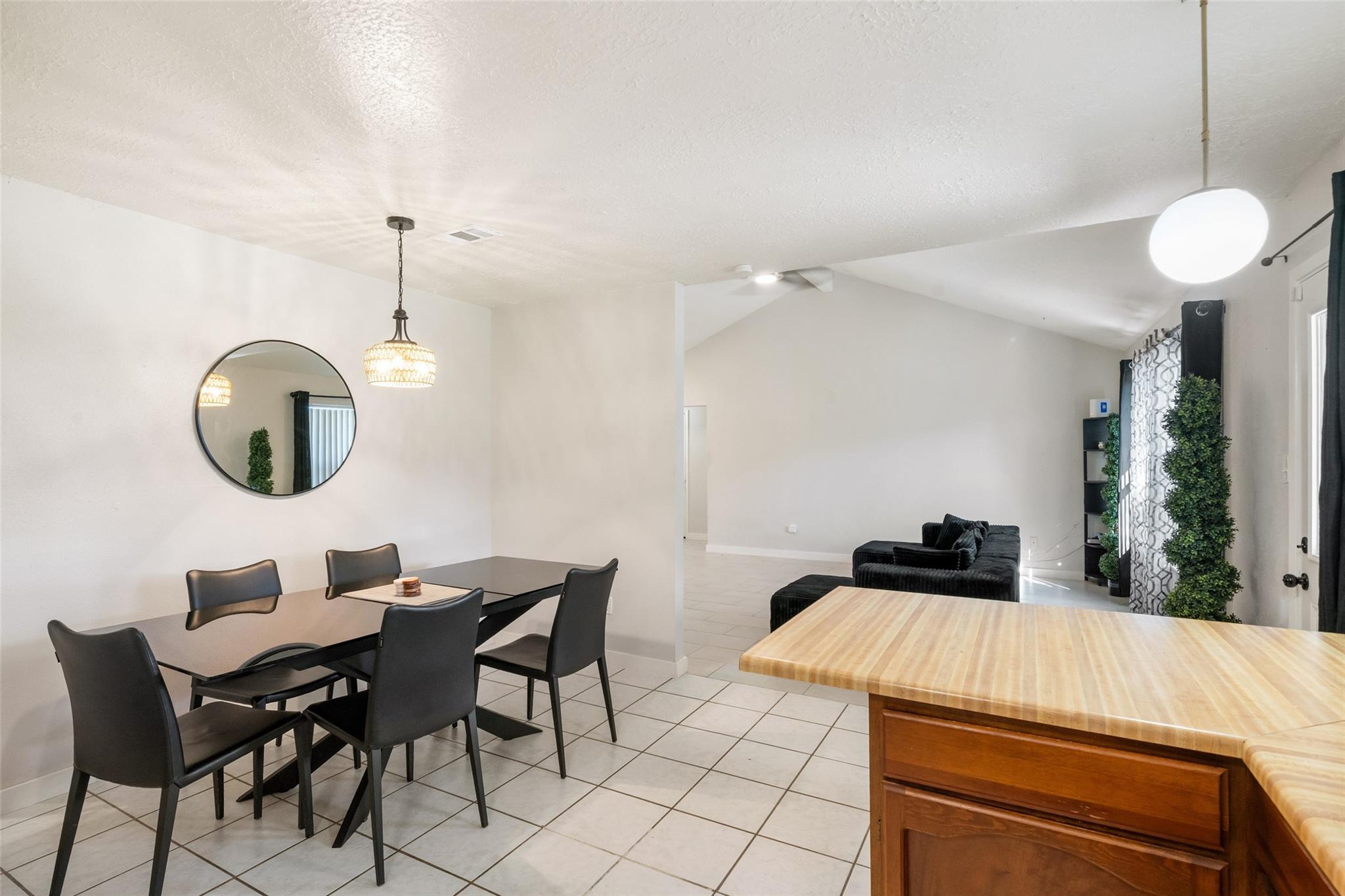 5850 Fallengate Drive, Spring Tx 77373 Property Photo 13
