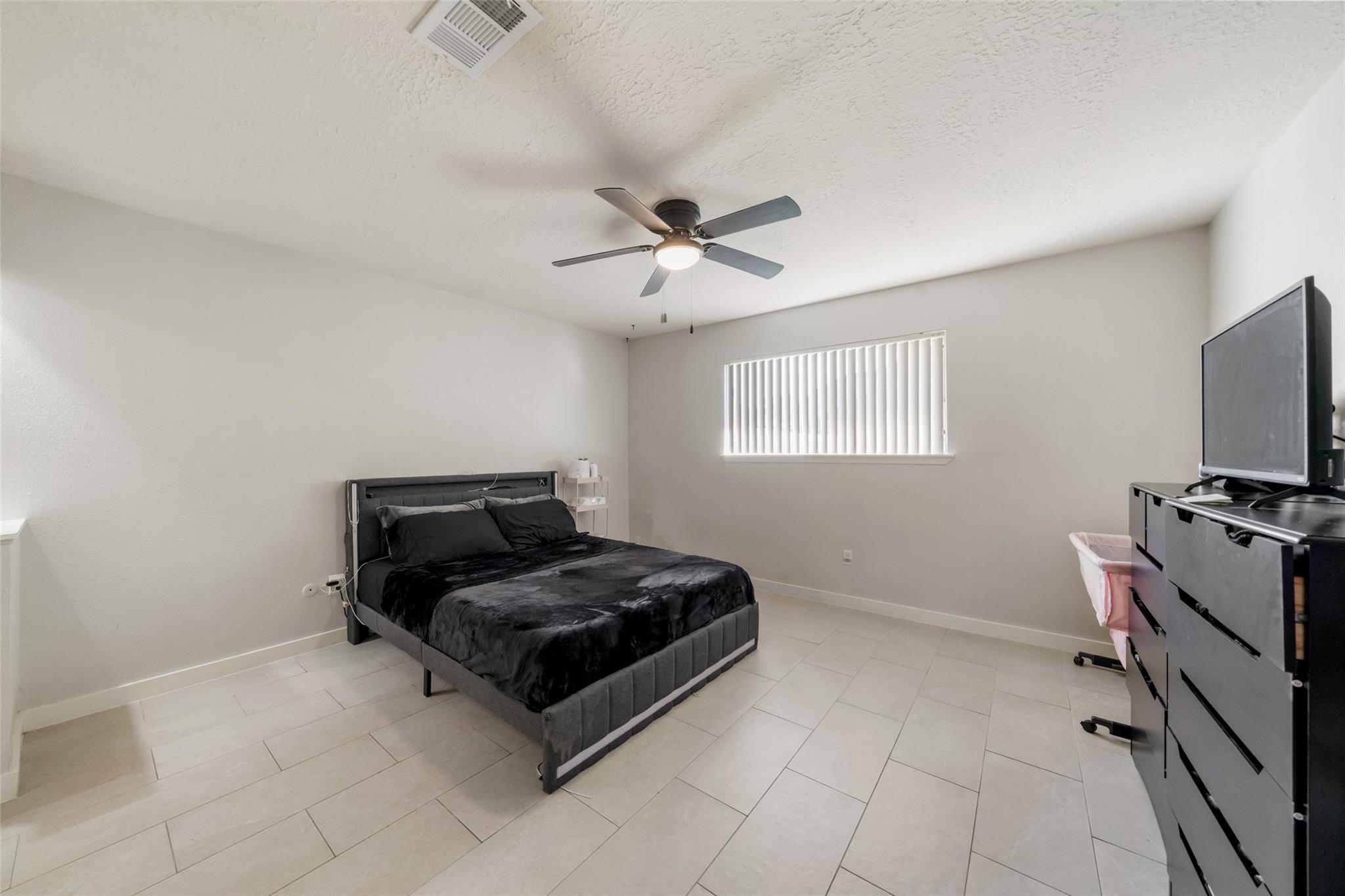 5850 Fallengate Drive, Spring Tx 77373 Property Photo 16