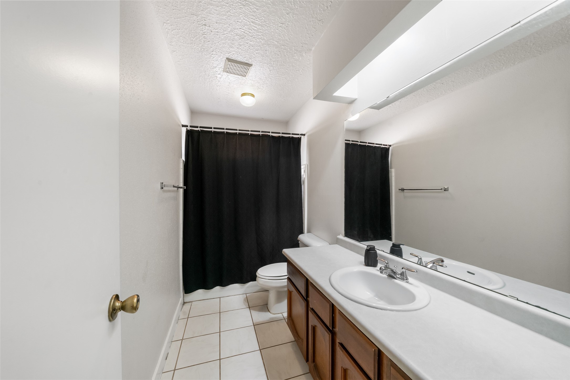 5850 Fallengate Drive Property Photo 19