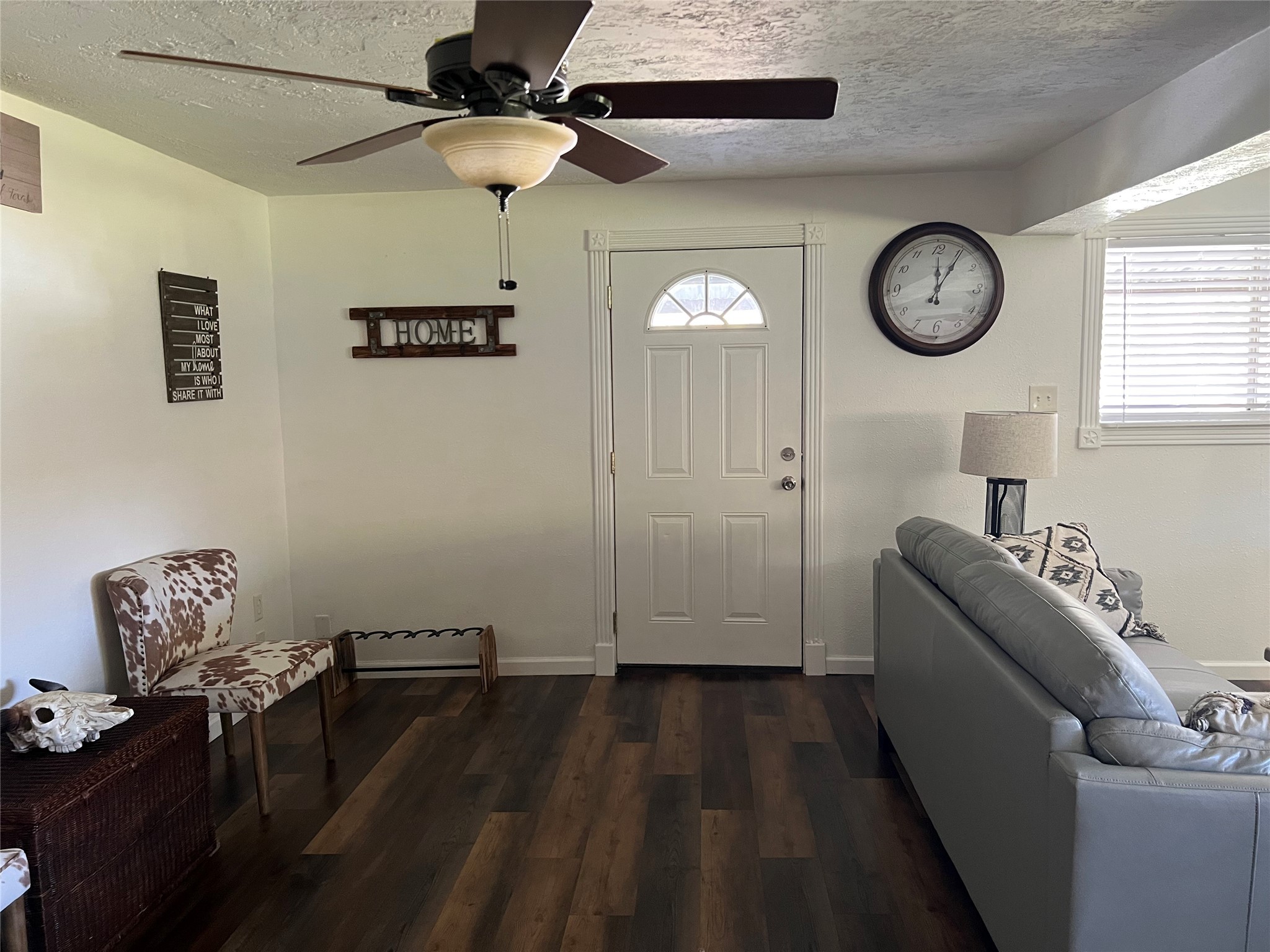 2723 Fm 1010 Road Property Photo 3