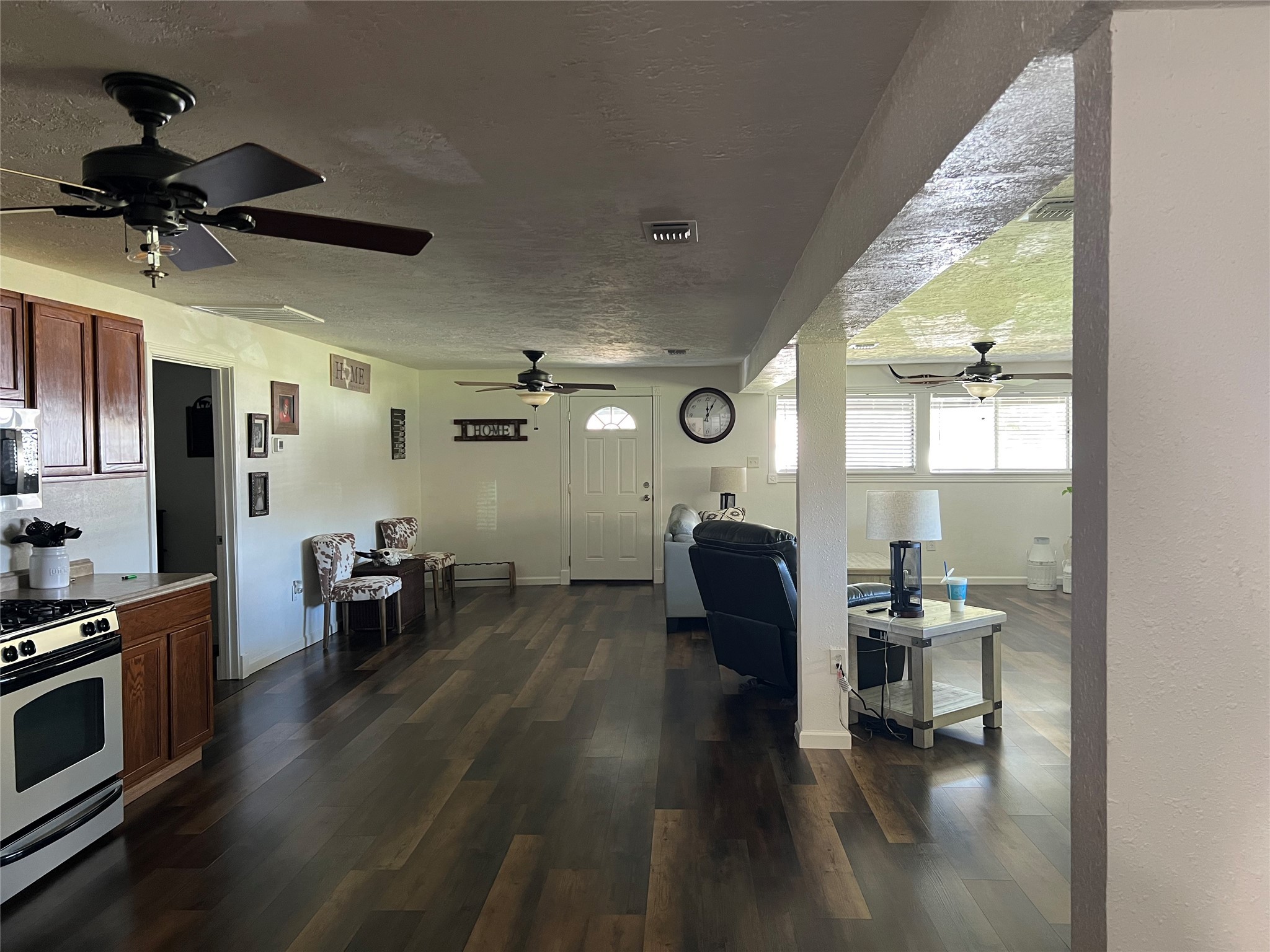 2723 Fm 1010 Road Property Photo 7