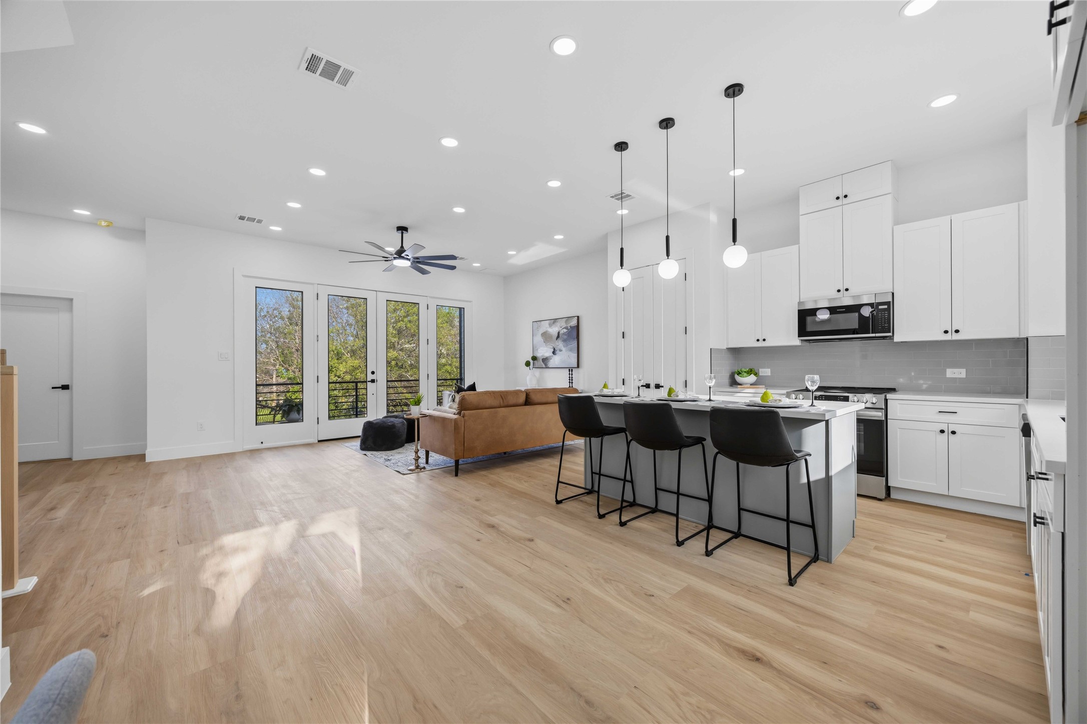 2010 Yates Street Property Photo 19