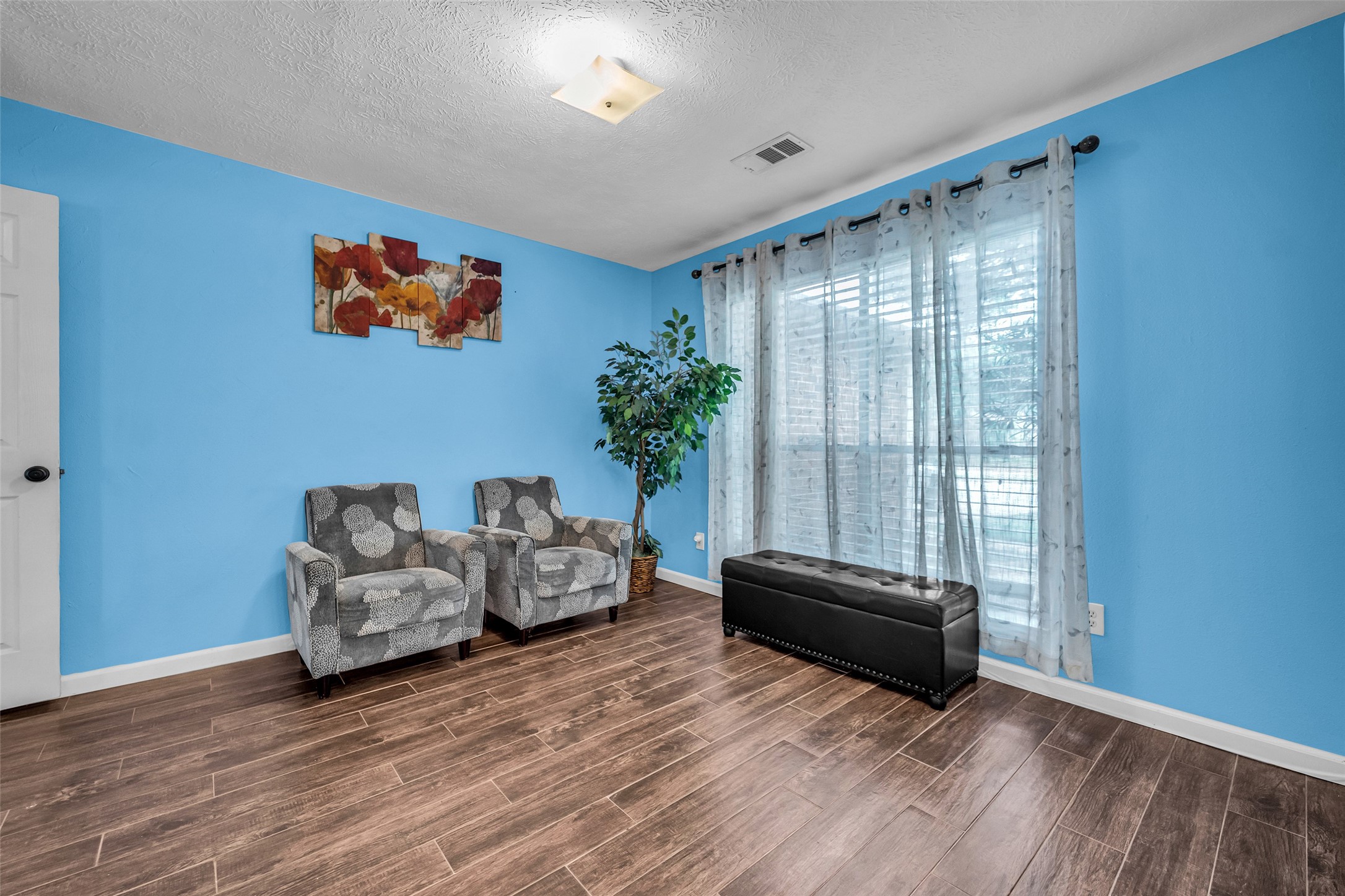 5341 Town Park Boulevard Property Photo 4