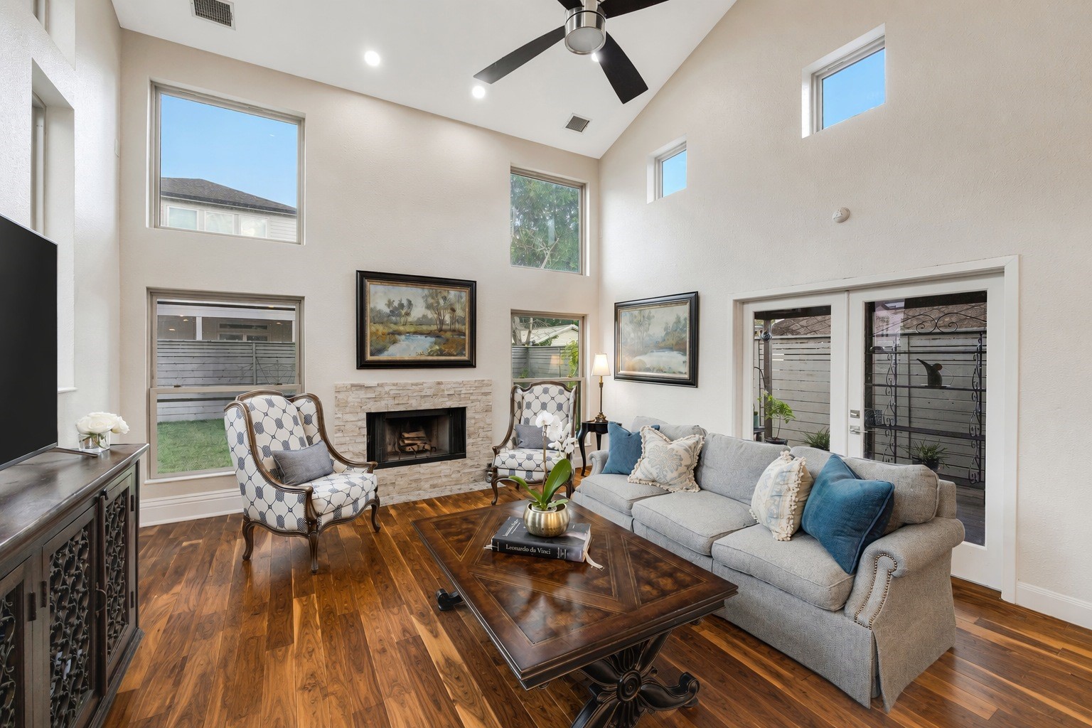 510 Birdsall Street Property Photo 10
