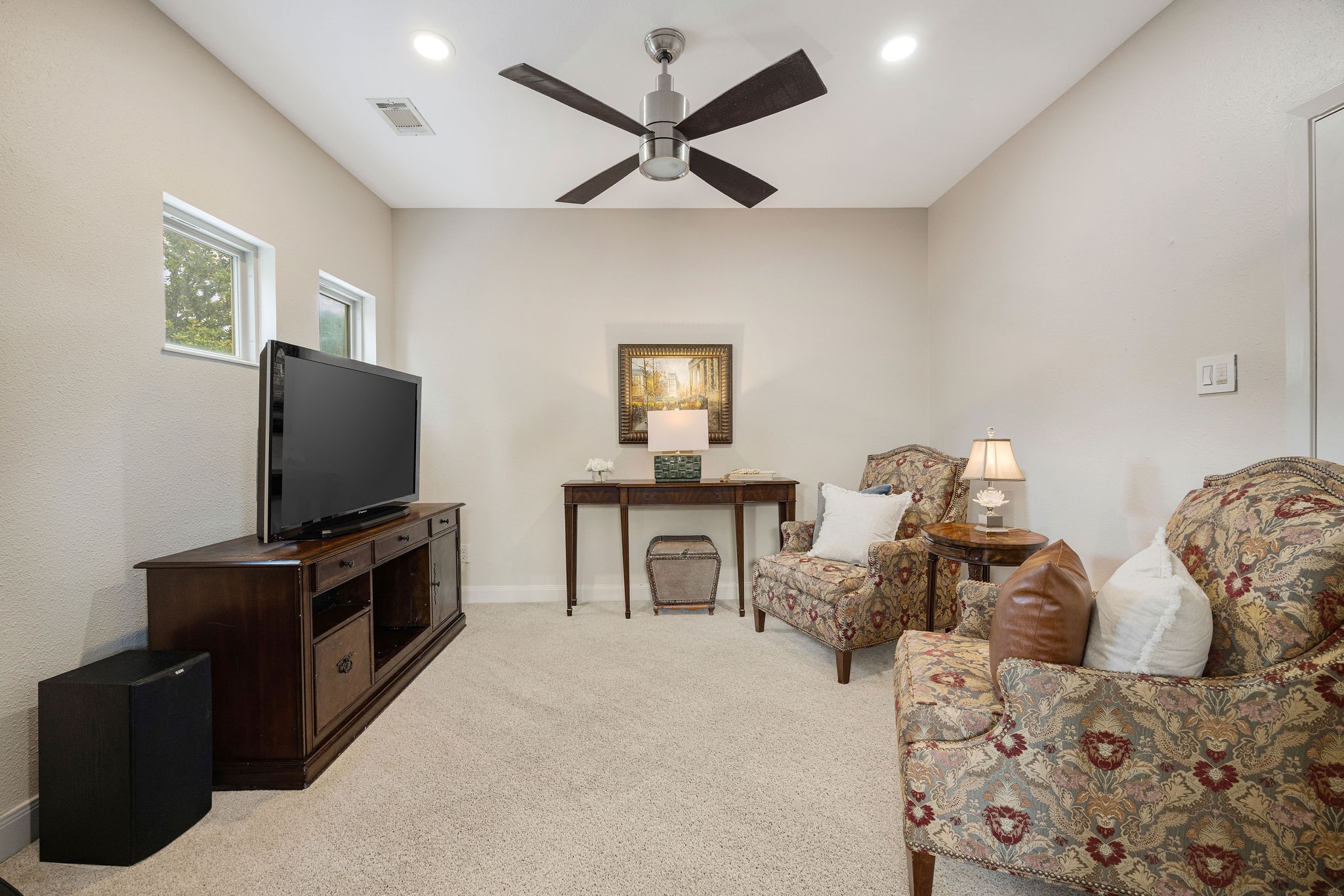 510 Birdsall Street Property Photo 24
