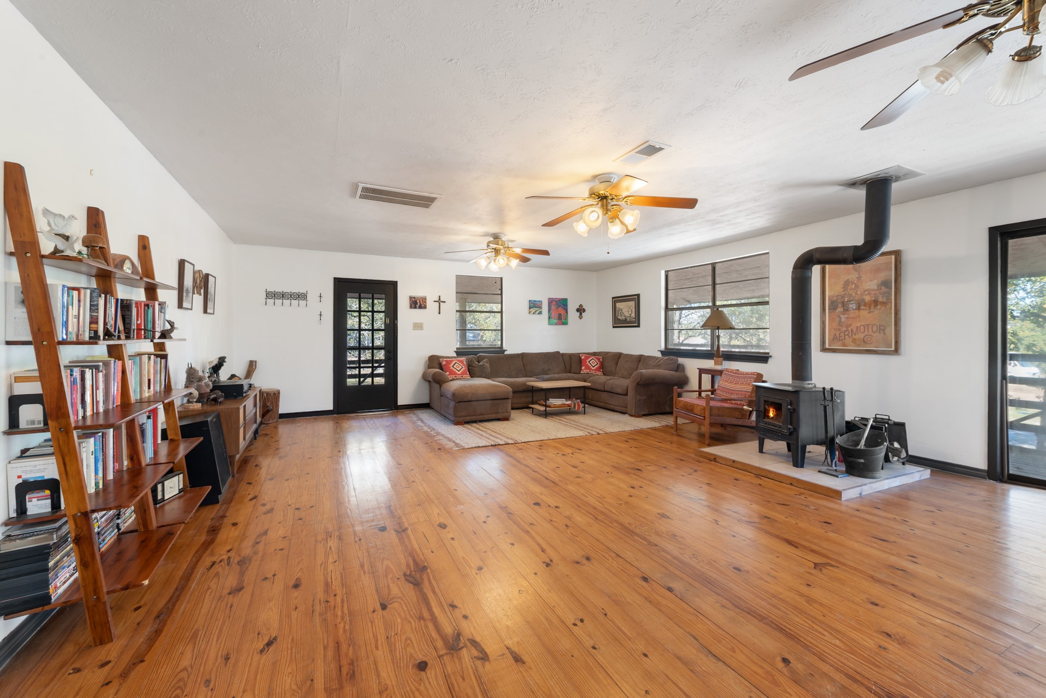110 Birch Forest Drive Property Photo 11