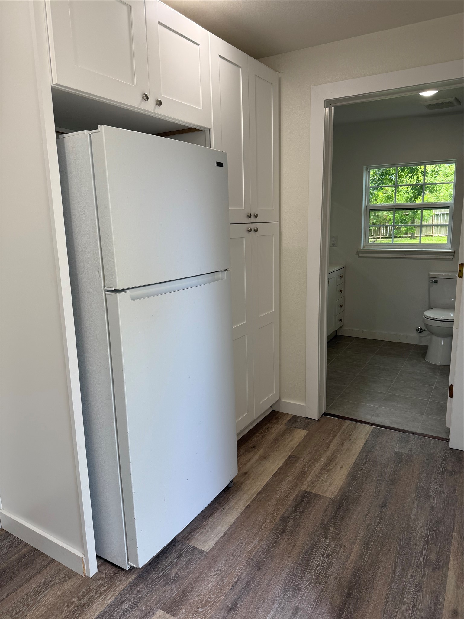 324 E Wilkins Street Property Photo 5
