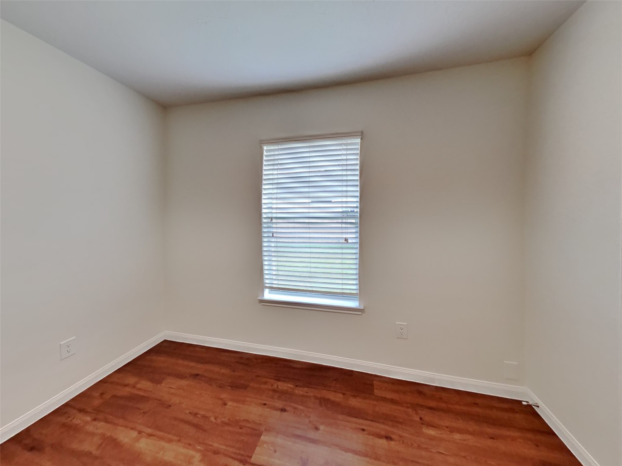 3906 Hawthorne Glen Court Property Photo 10