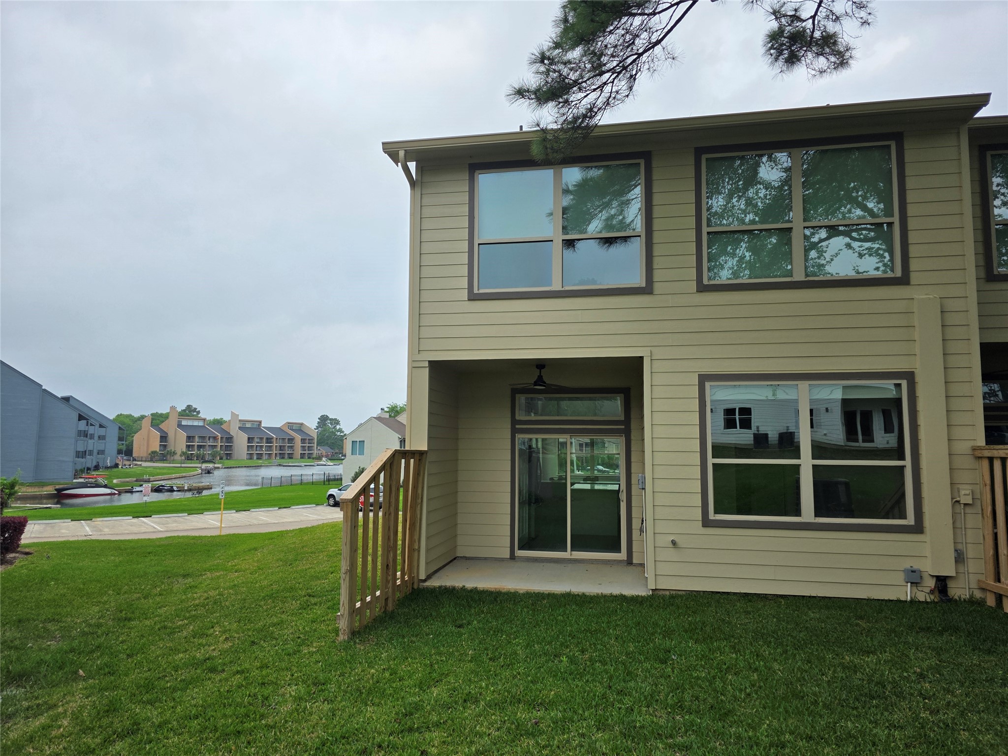 12255 Trail Hollow Drive Property Photo 11