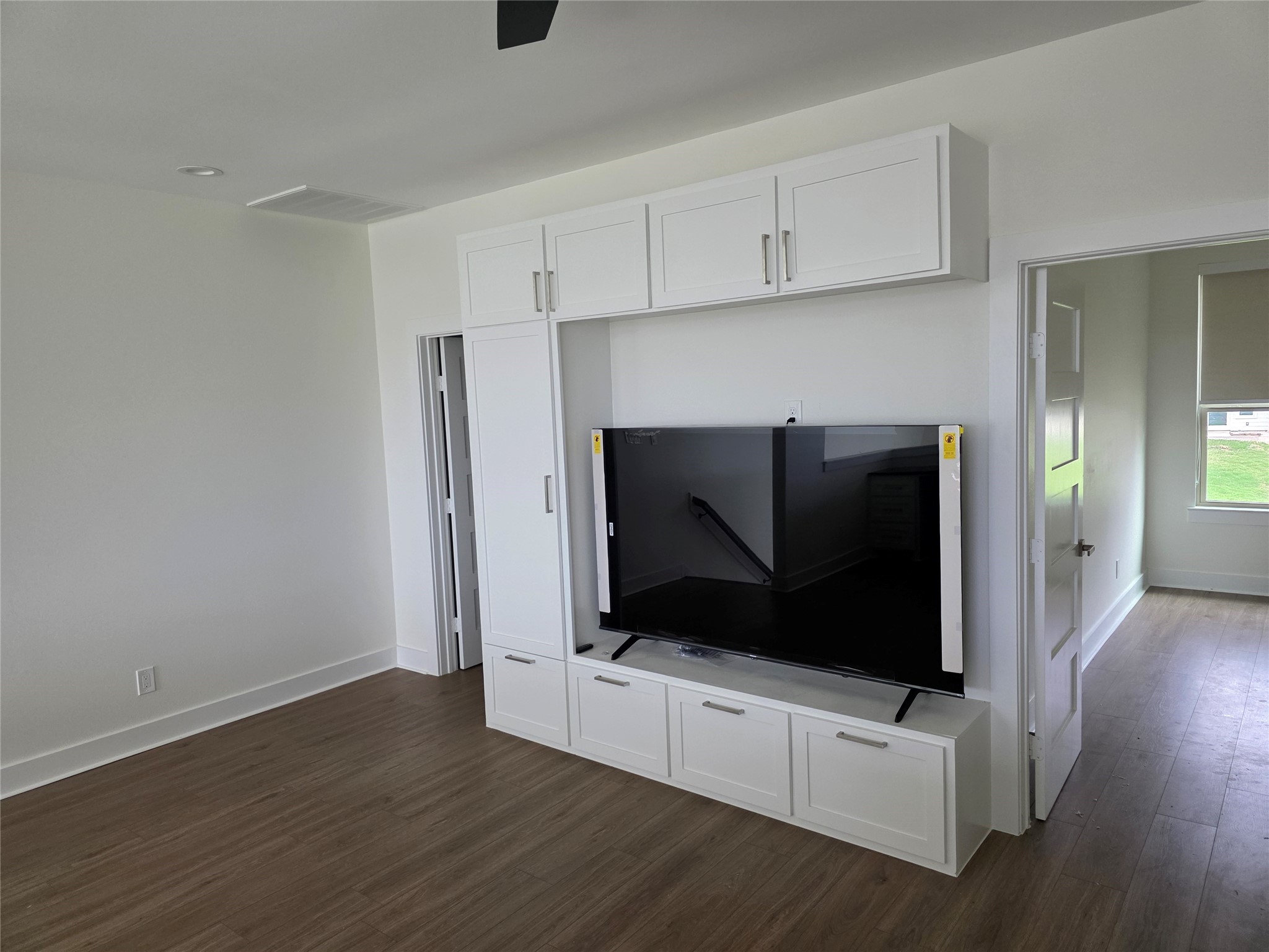 12255 Trail Hollow Drive Property Photo 14