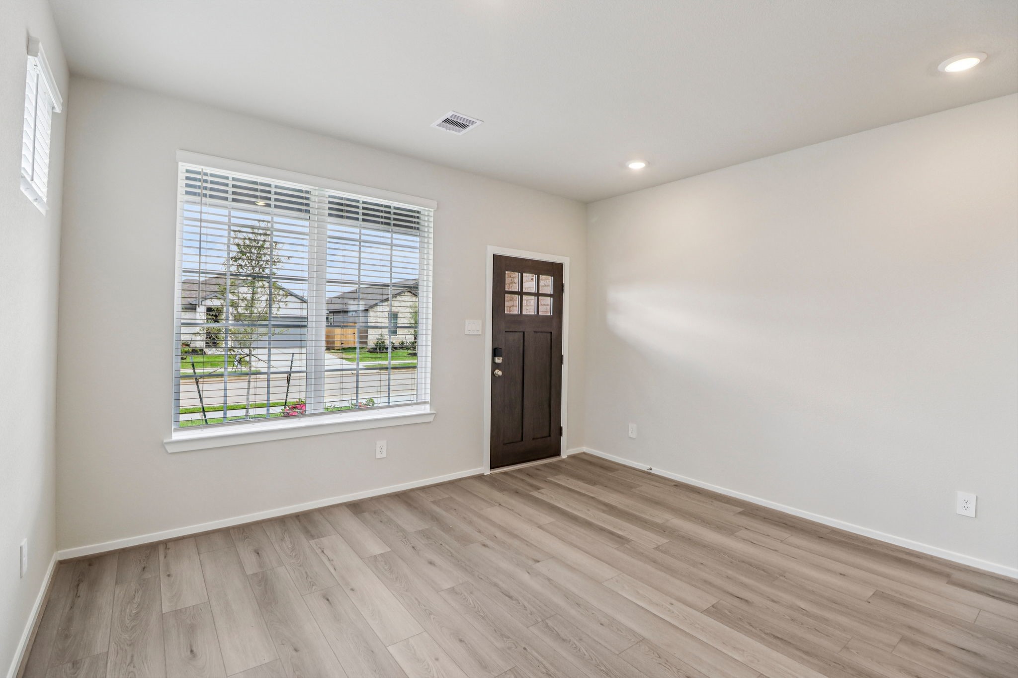 17795 Mill Manor Drive Property Photo 10
