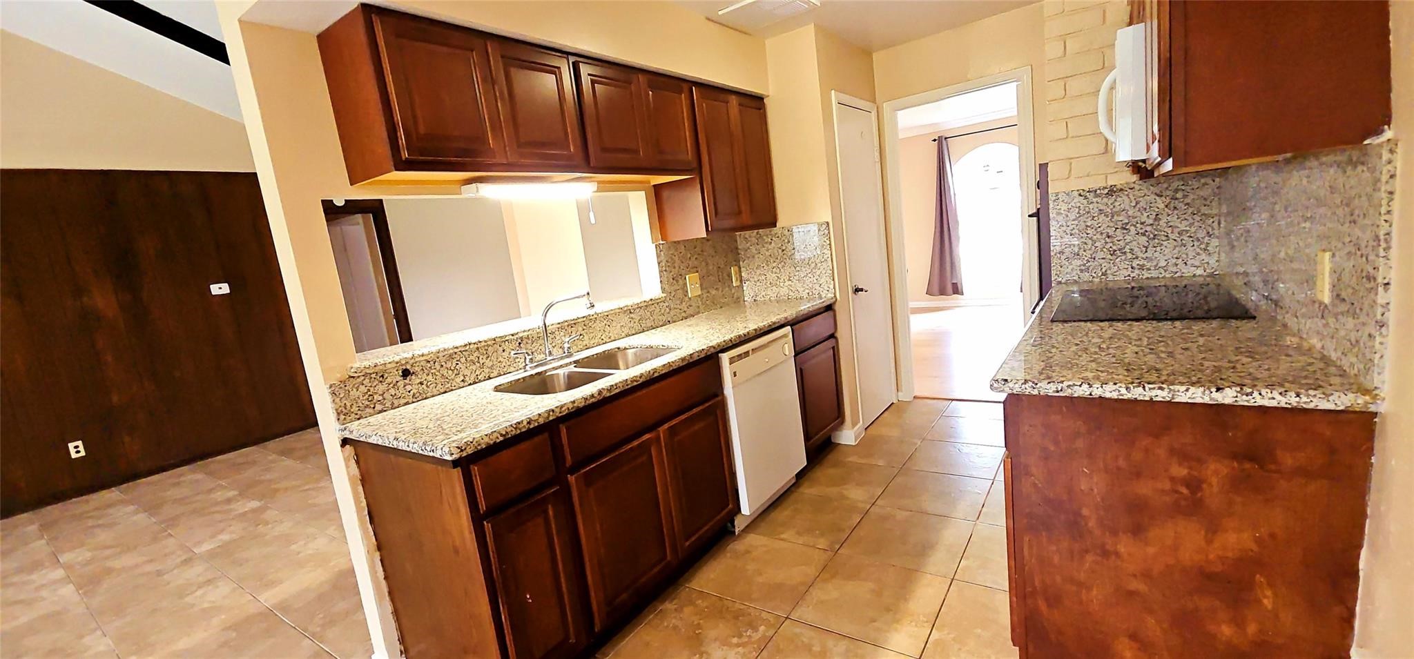 6719 Mccullum Road Property Photo 8
