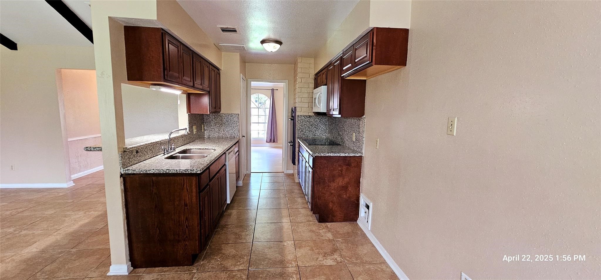 6719 Mccullum Road Property Photo 9
