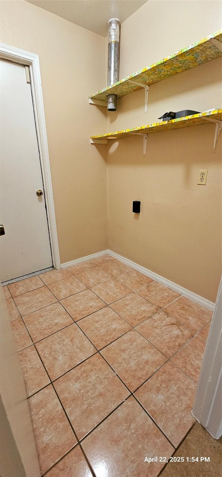 6719 Mccullum Road Property Photo 23