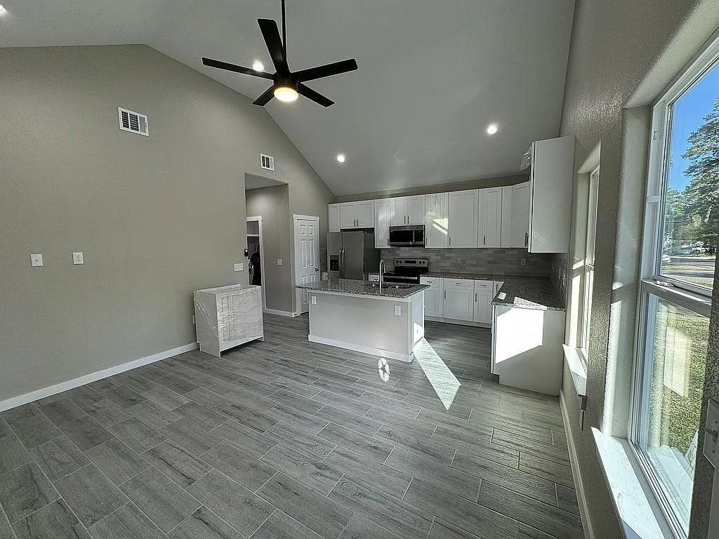 16713 E Forrestal Property Photo 3