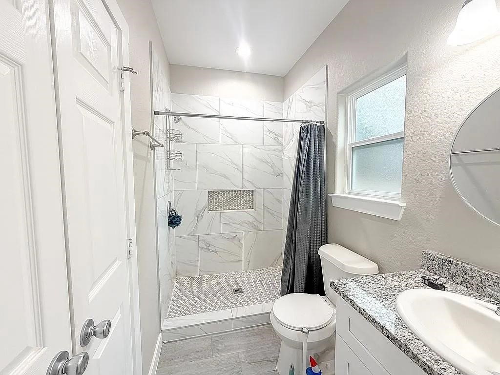 16713 E Forrestal Property Photo 6