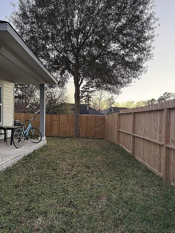 16713 E Forrestal Property Photo 8