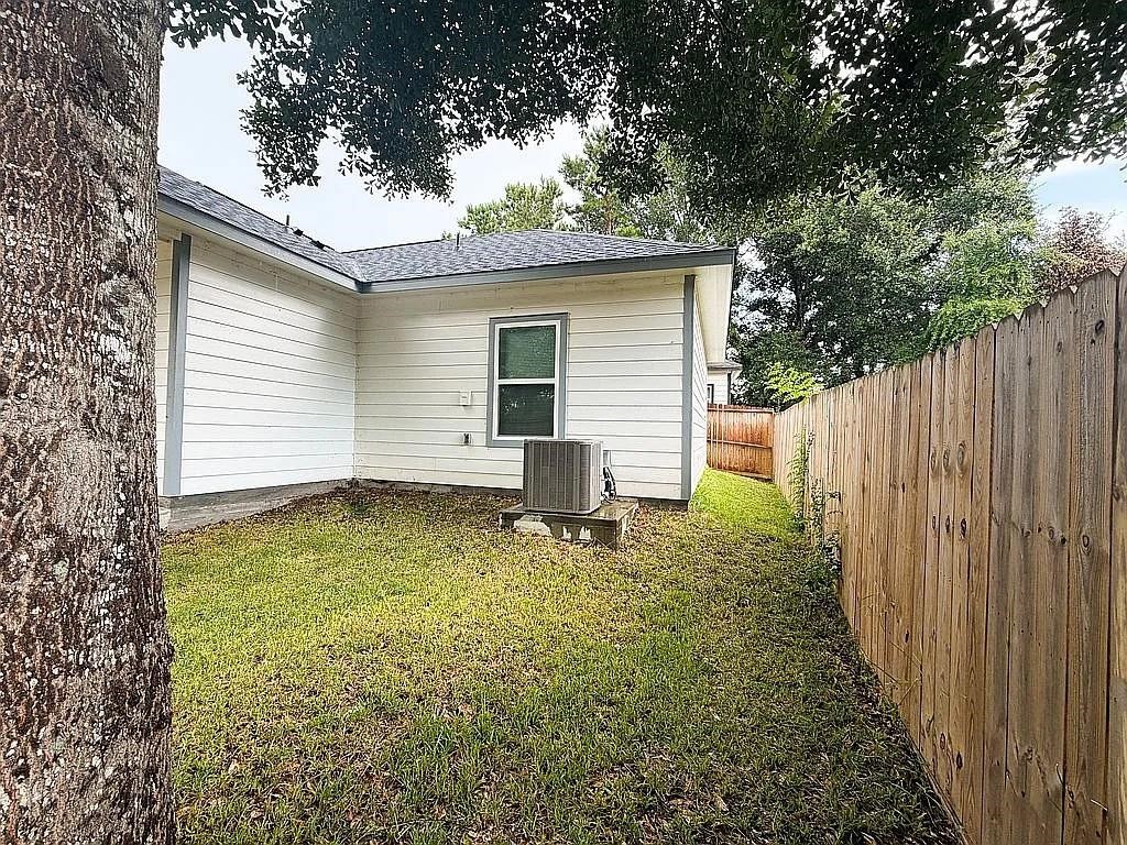 16713 E Forrestal Property Photo 11