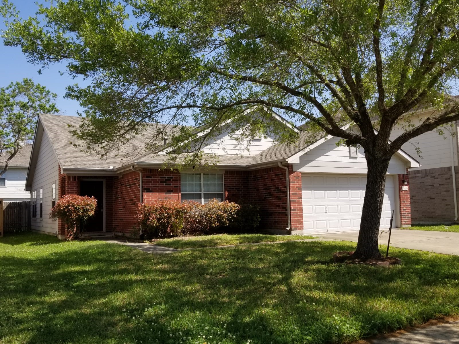 3526 Lexington Common Property Photo 2