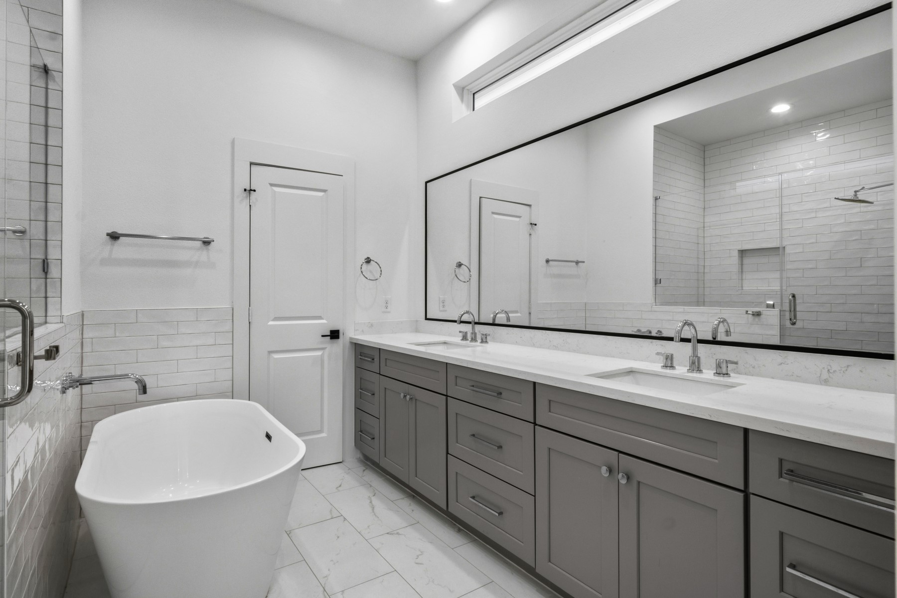 2806 Versailles Oak Lane Property Photo 15