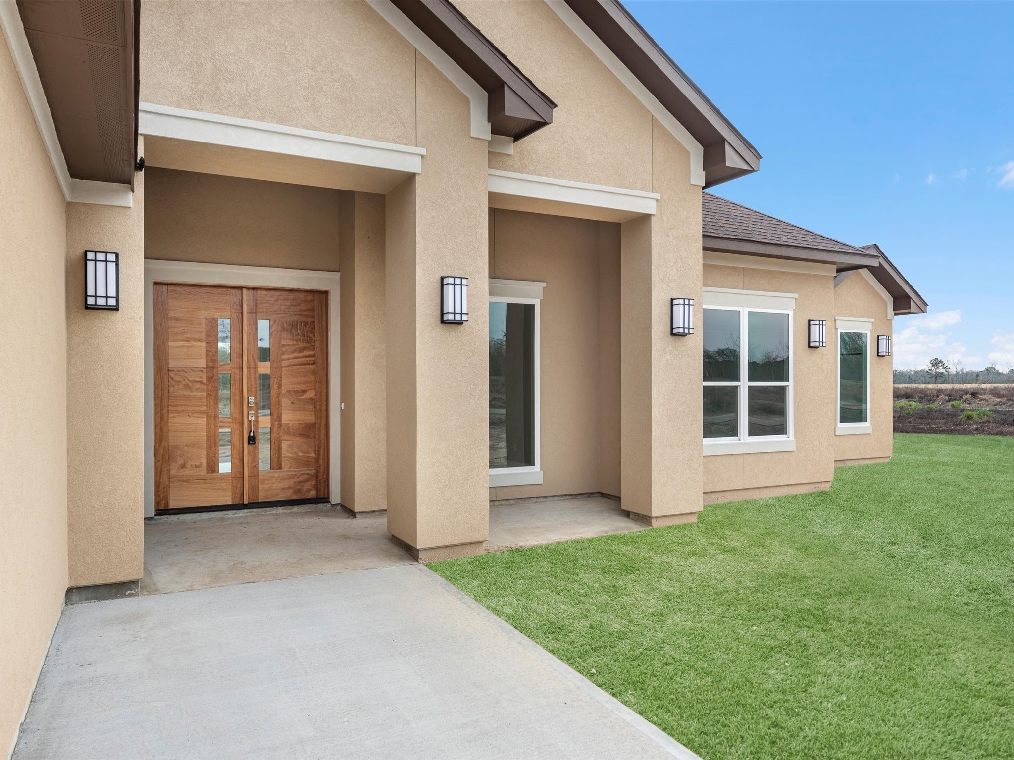 1902 Road 66116 Property Photo 5