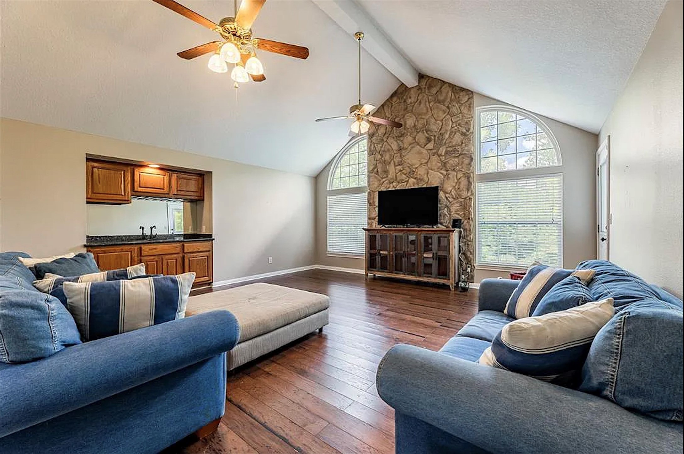 5434 Chinaberry Grove Property Photo 16