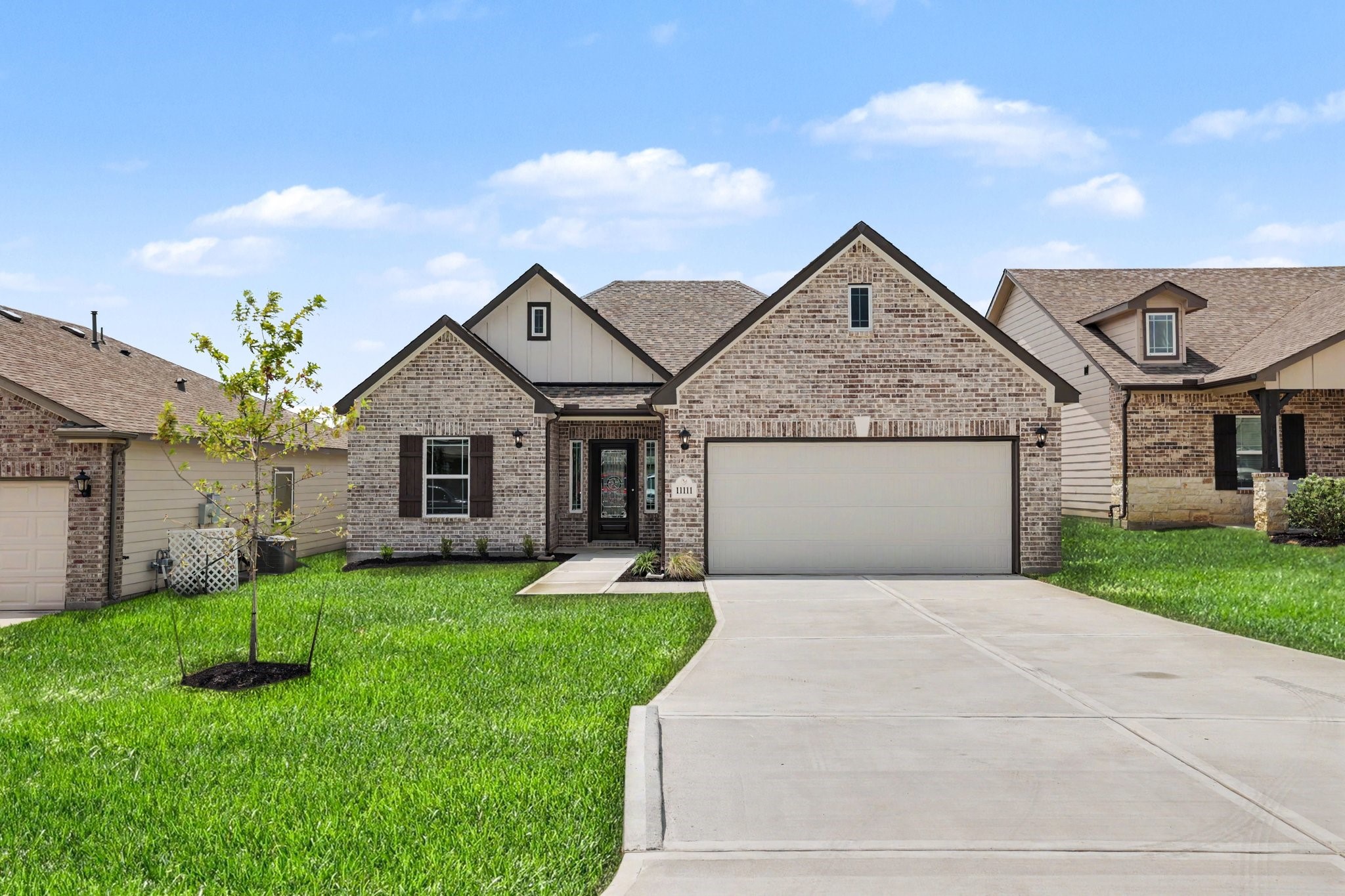 11111 Lulu Property Photo 1