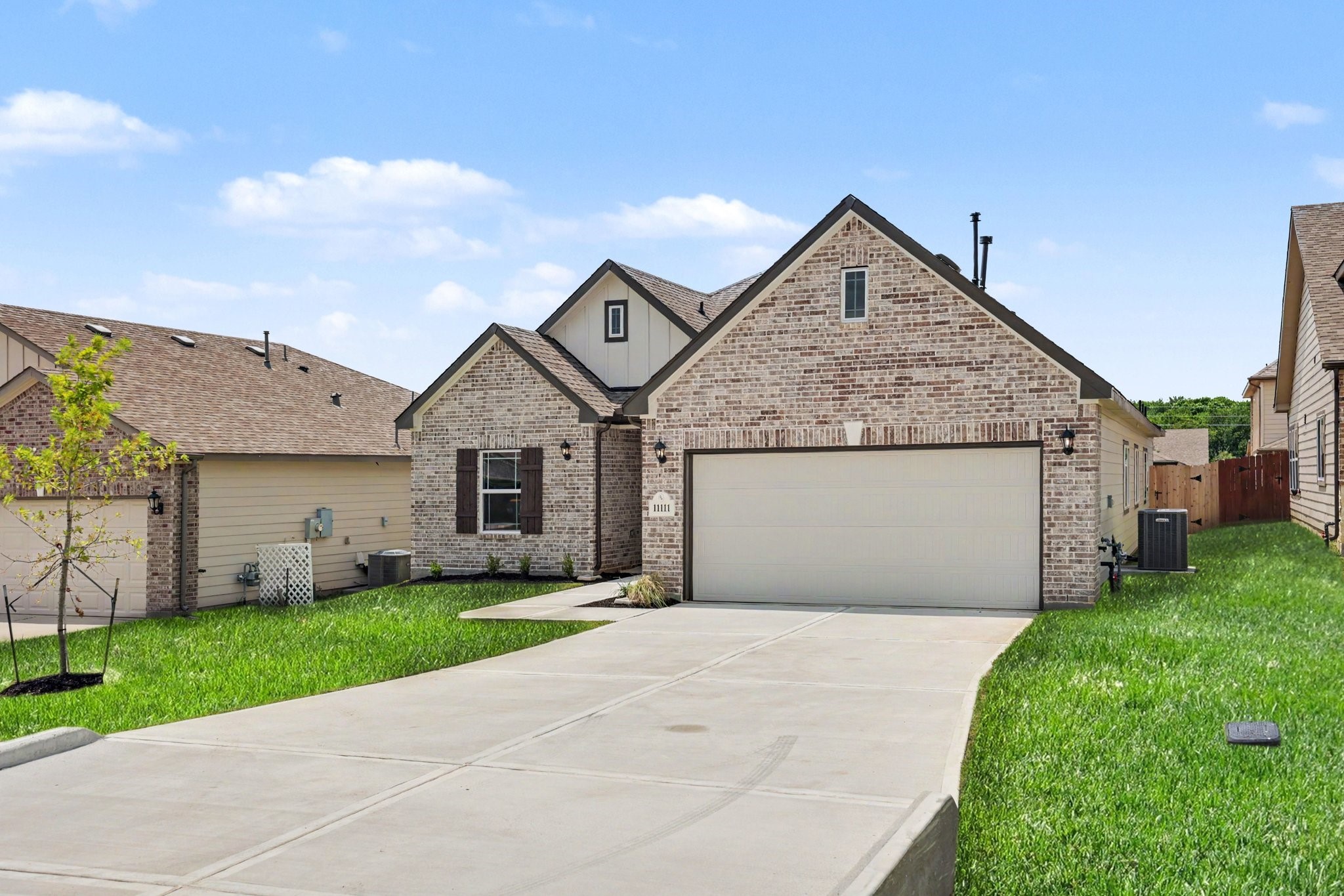 11111 Lulu Property Photo 3