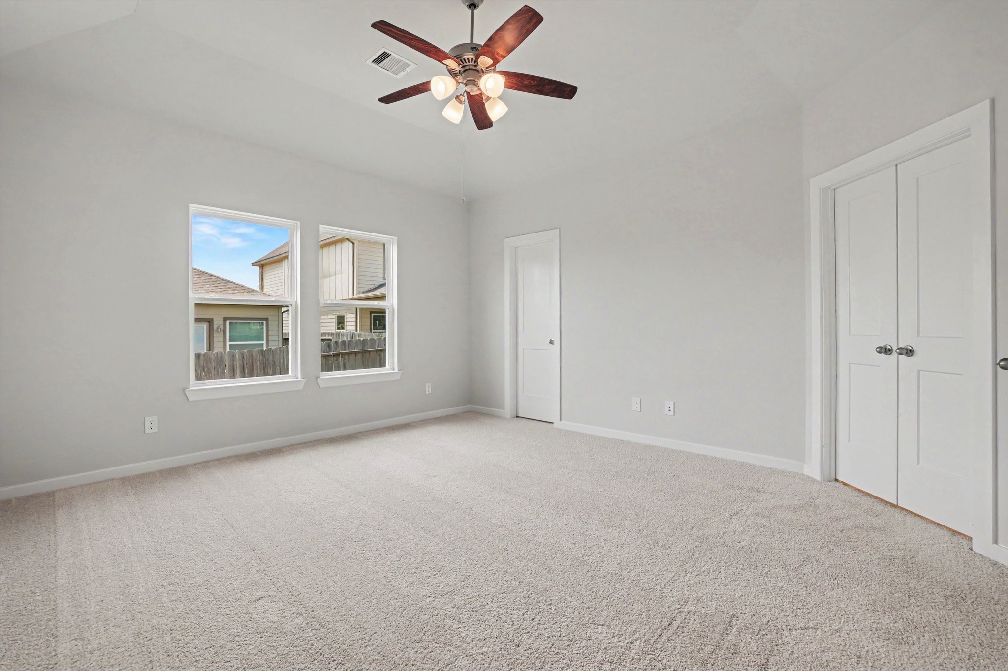 11111 Lulu Property Photo 15