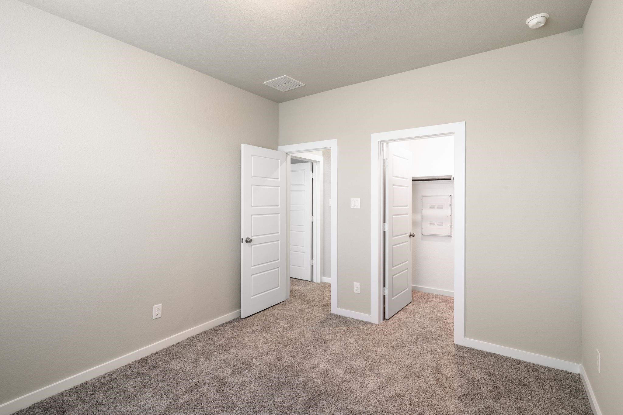 8209 Rising Stream Drive Property Photo 31