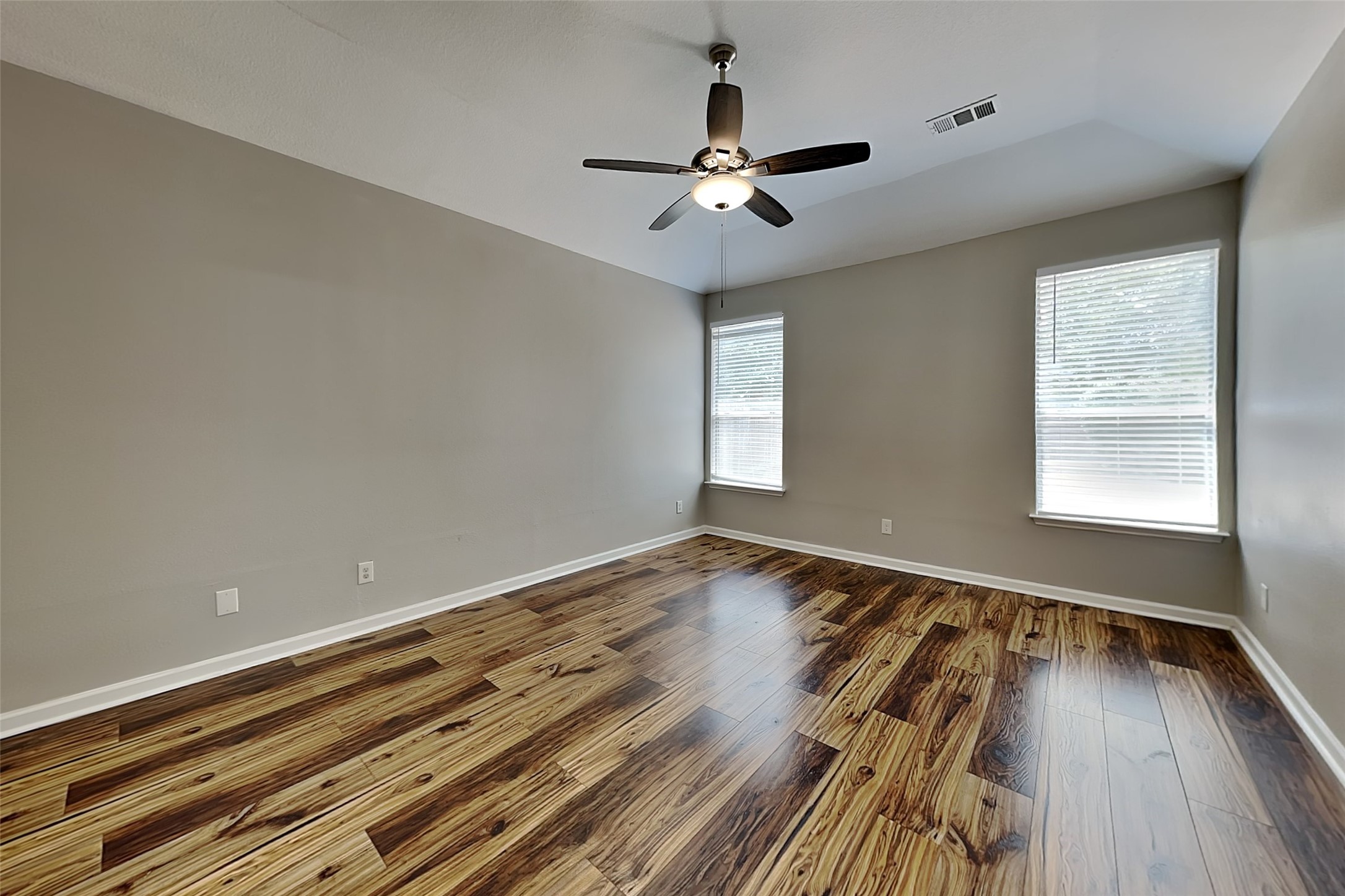 2331 Trotter Drive Property Photo 9