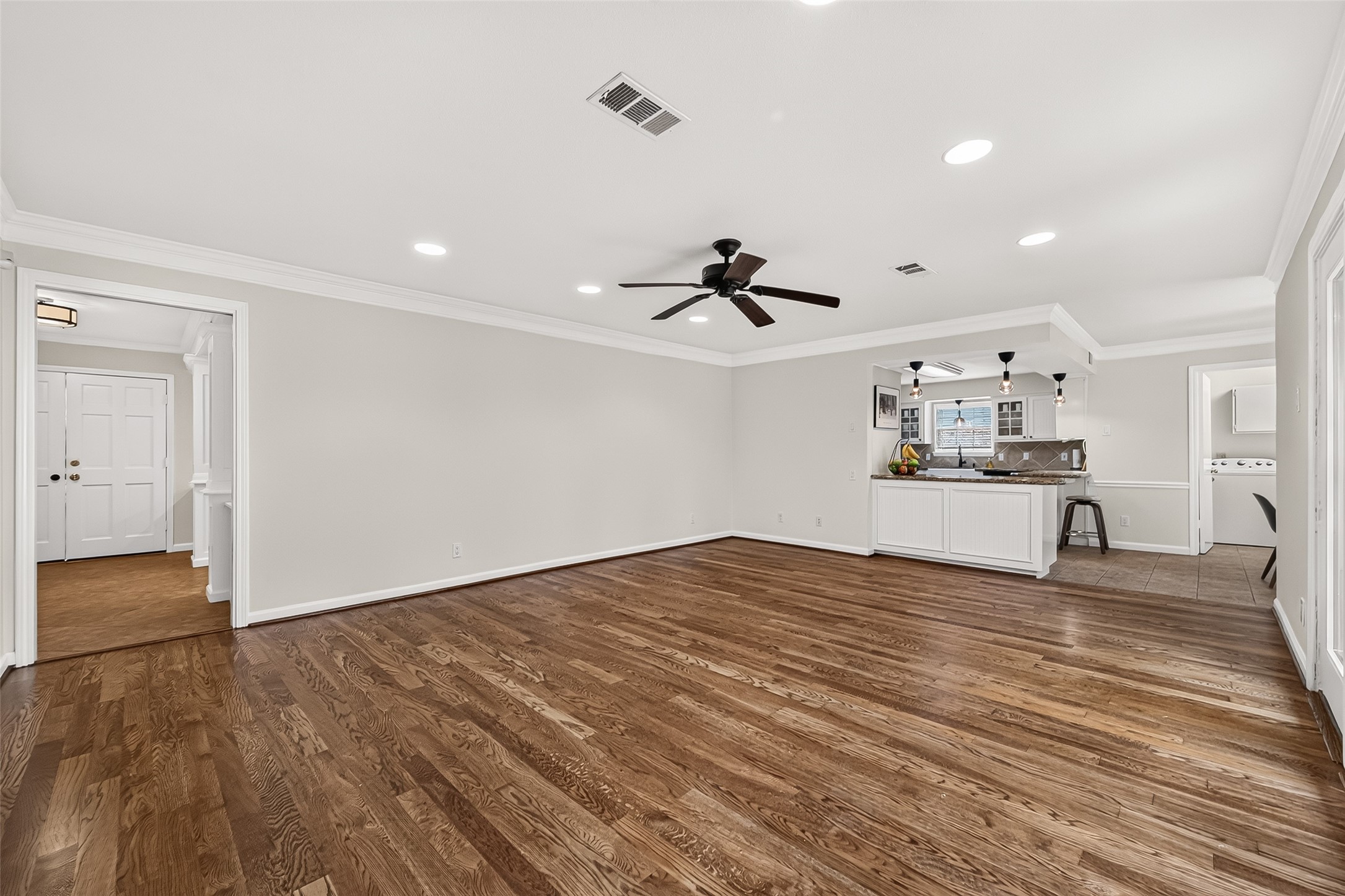 5810 Creekbend Drive Property Photo 19