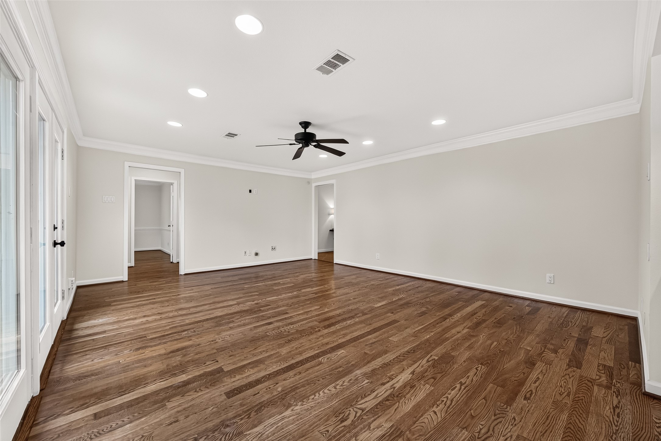 5810 Creekbend Drive Property Photo 21